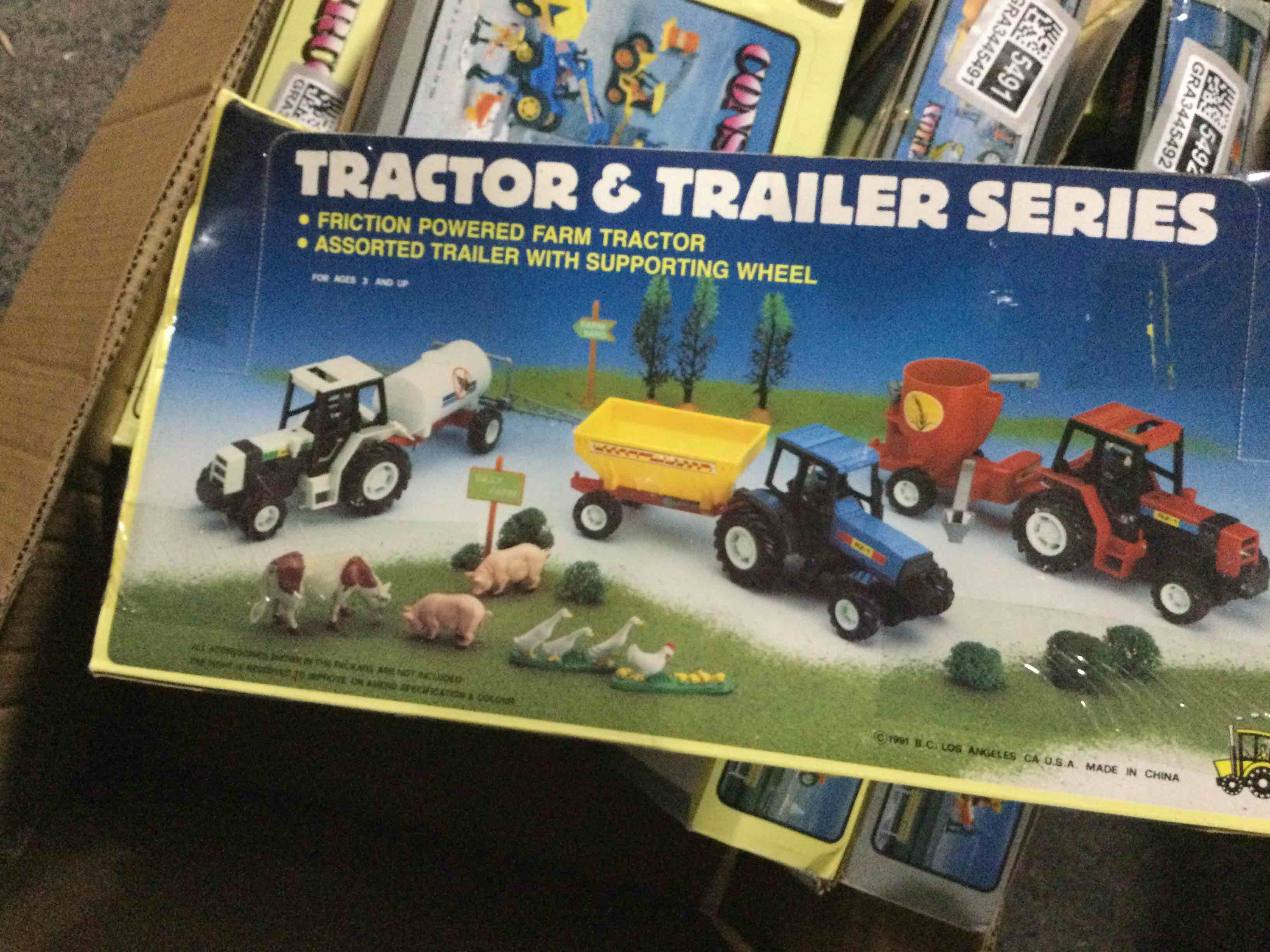 road master tractor and trailer series with farm animals 
