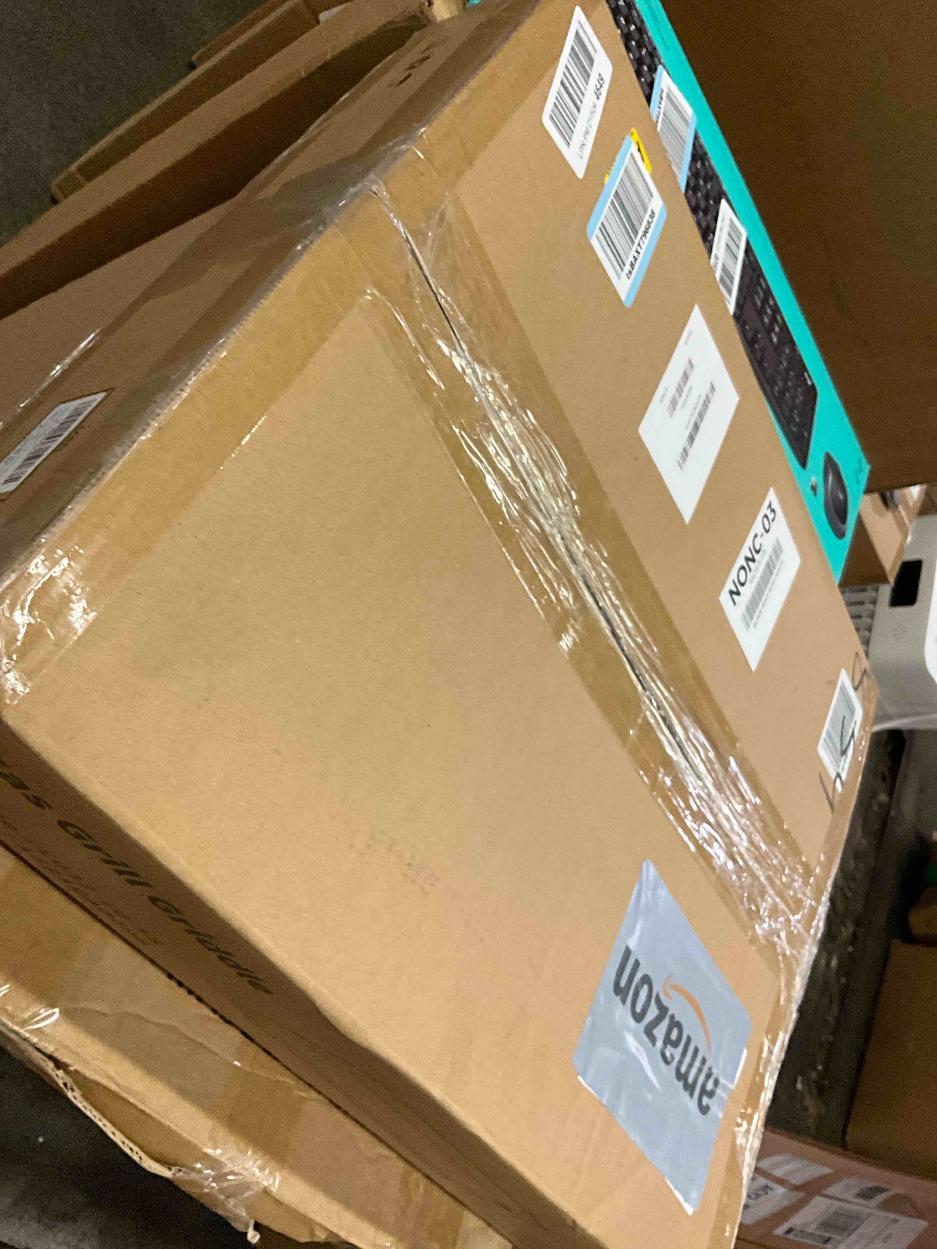 https://s3.amazonaws.com/lotting-images-prod/bidfta/GRA3457045_1754525273310.jpeg