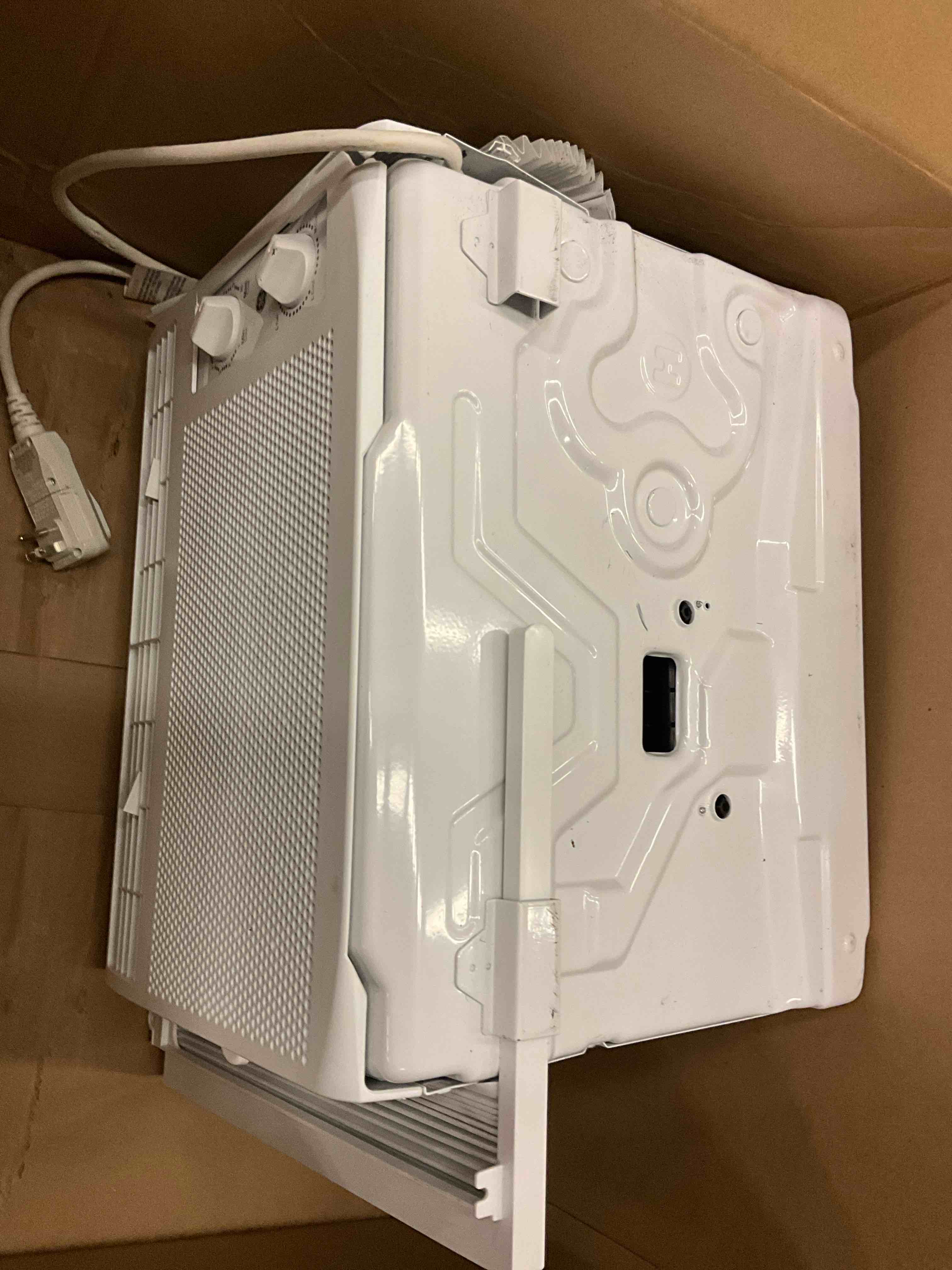https://s3.amazonaws.com/lotting-images-prod/bidfta/GRA3457047_1754525333237.jpeg