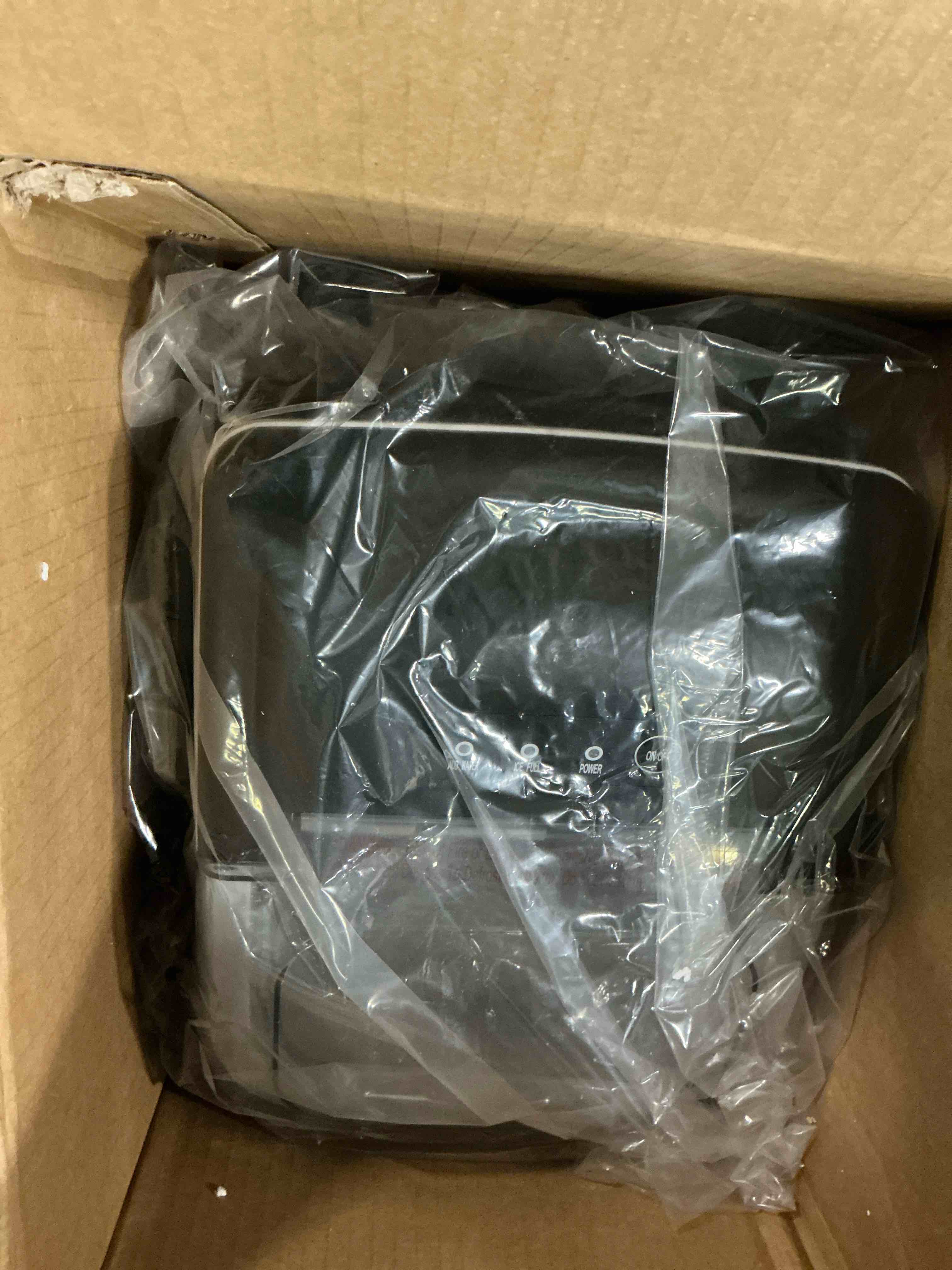 https://s3.amazonaws.com/lotting-images-prod/bidfta/GRA3457082_1755380282369.jpeg