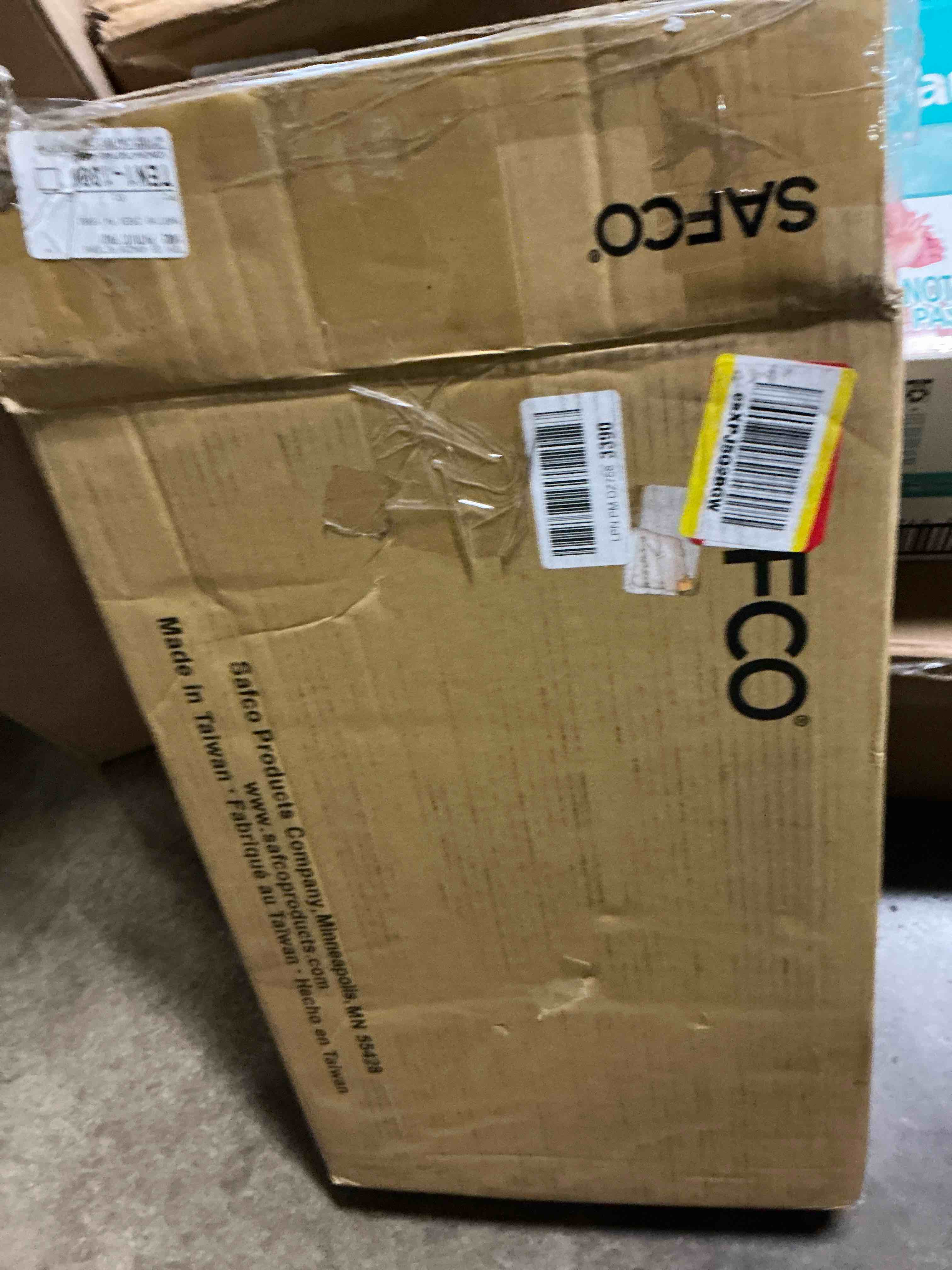 https://s3.amazonaws.com/lotting-images-prod/bidfta/GRA3457313_1758845411654.jpeg