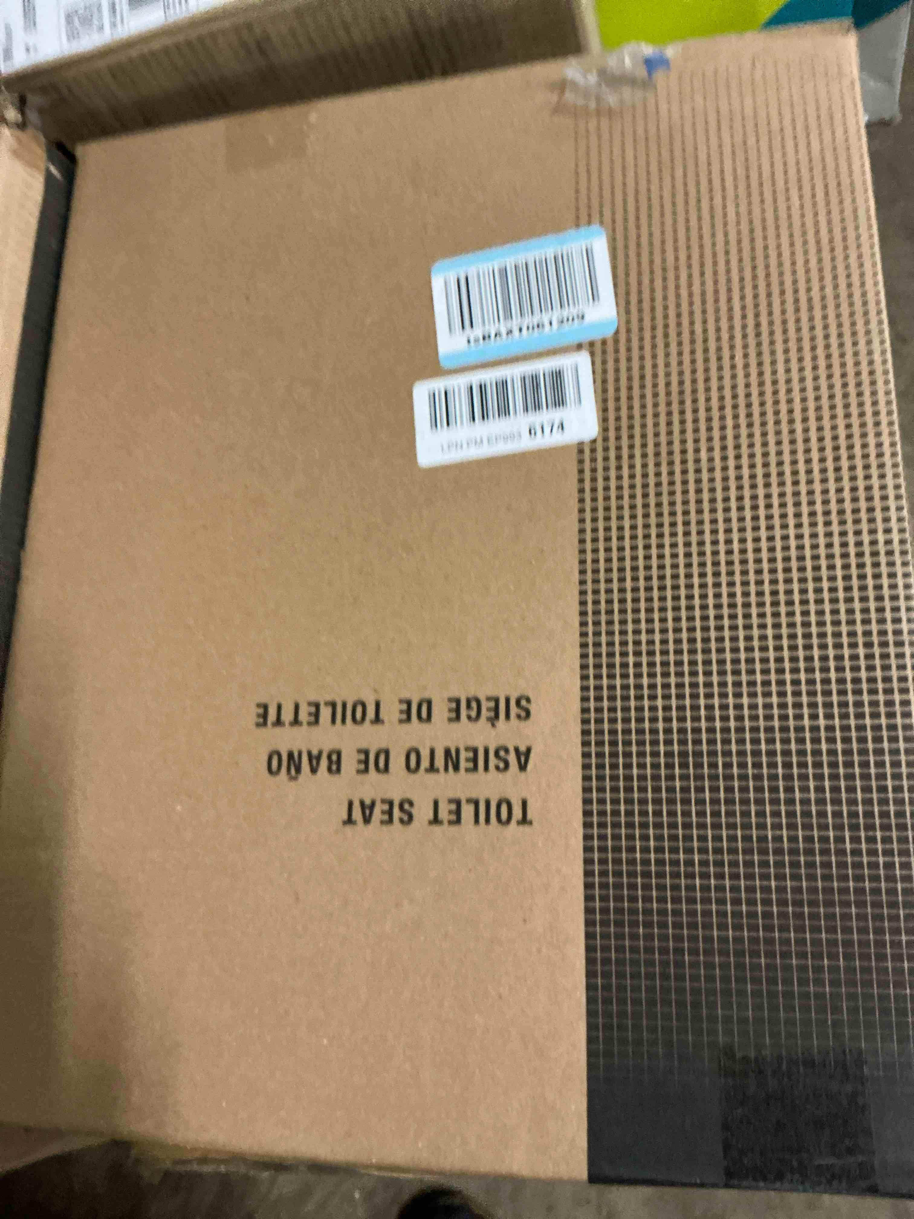 https://s3.amazonaws.com/lotting-images-prod/bidfta/GRA3457325_1758845750929.jpeg