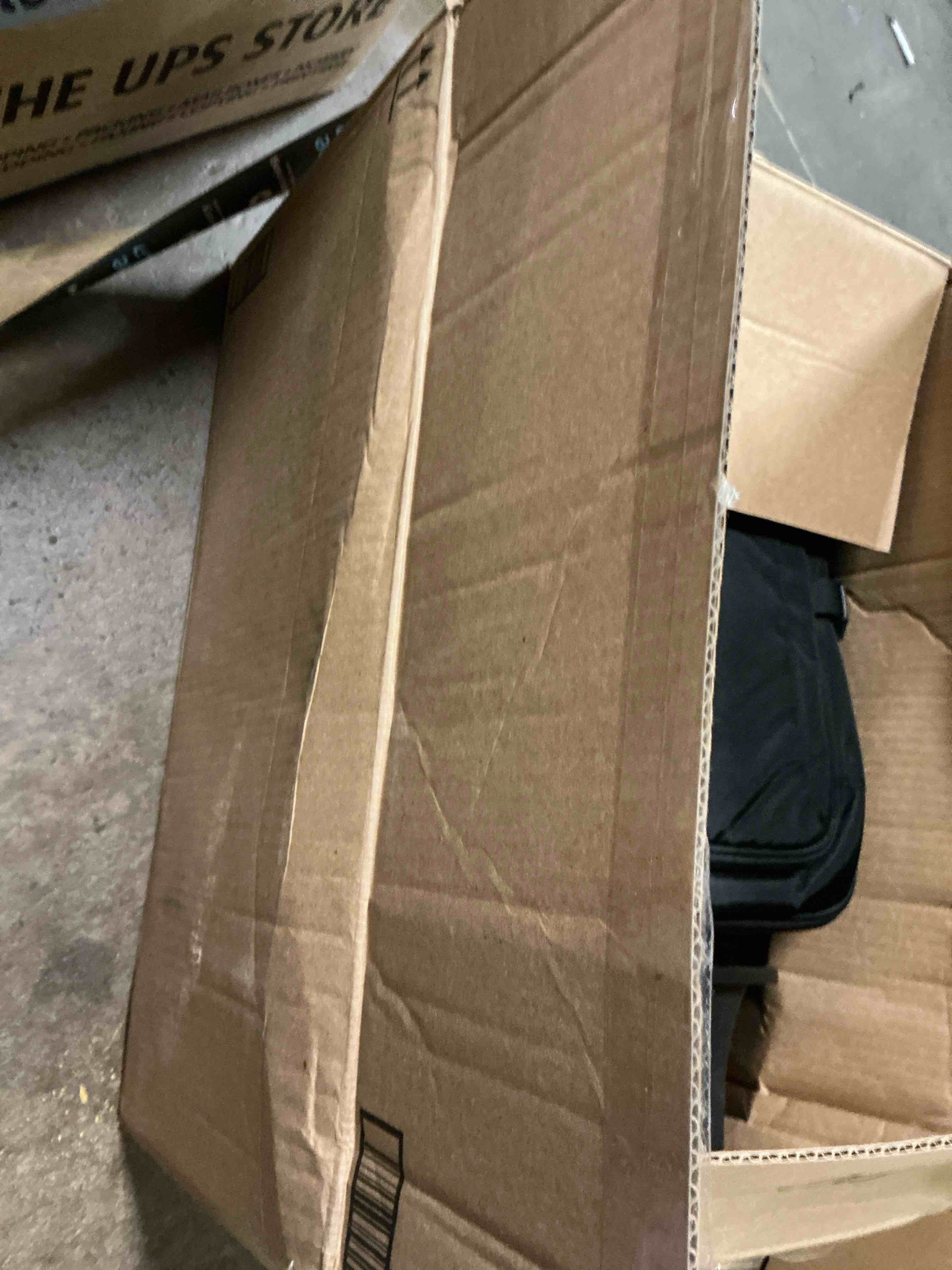 https://s3.amazonaws.com/lotting-images-prod/bidfta/GRA3457434_1759455277955.jpeg