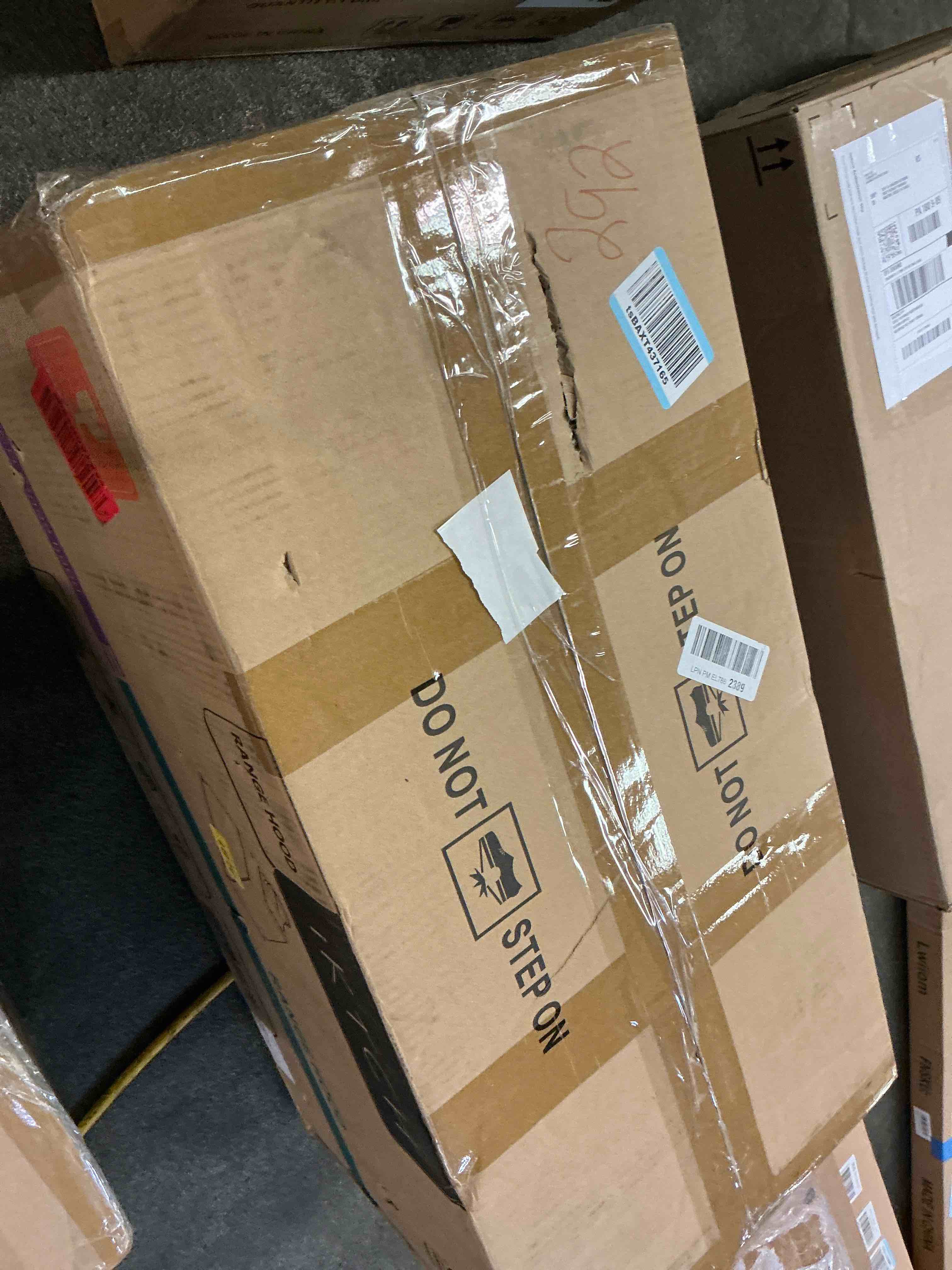 https://s3.amazonaws.com/lotting-images-prod/bidfta/GRA3457497_1760818046227.jpeg