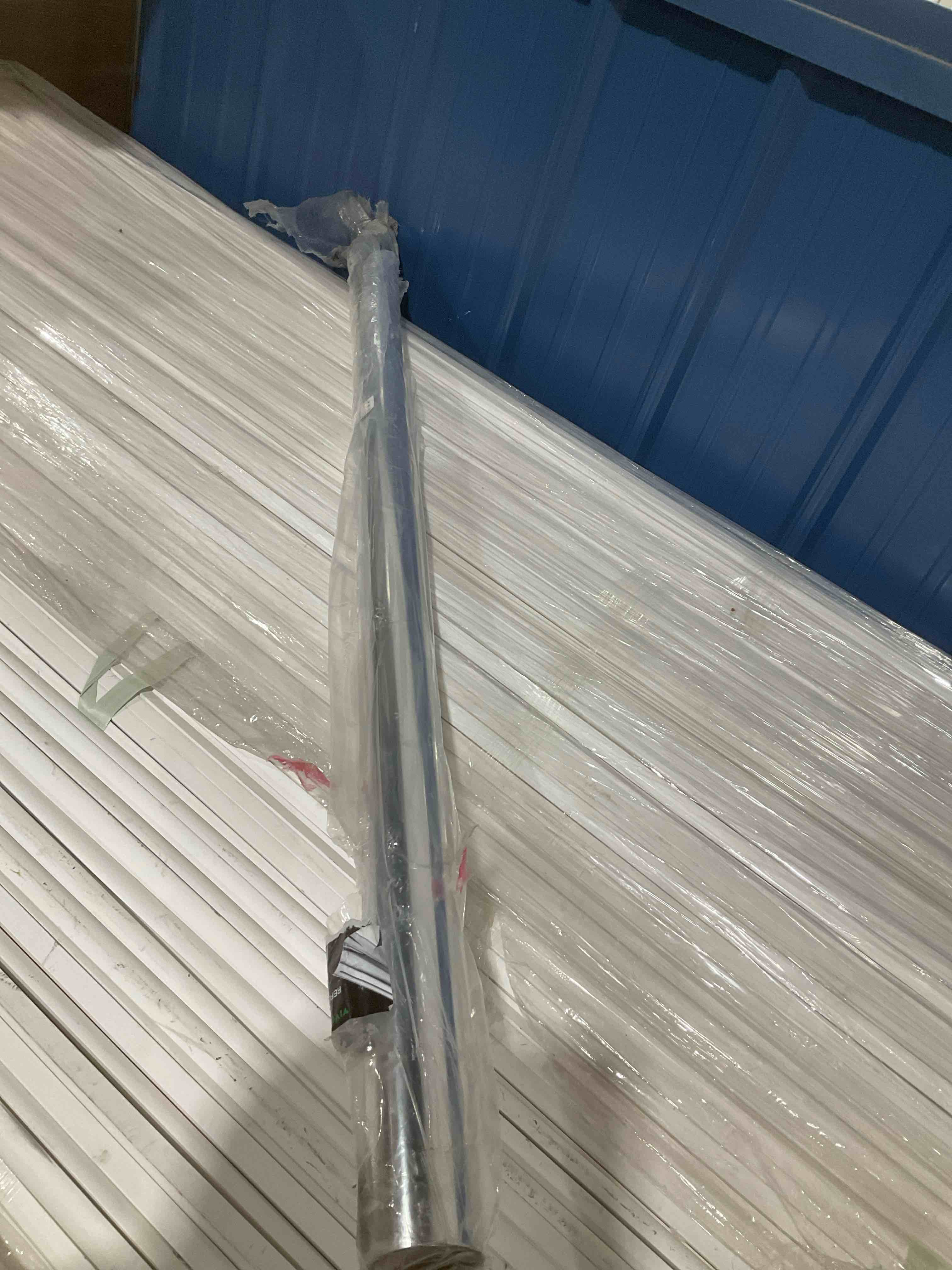 Condition photo showing Good Condition for vivosun highly reflective mylar film roll 4ft x 25ft for outdoor grow room indoor decoration aluminum paint coated 2 mil silver