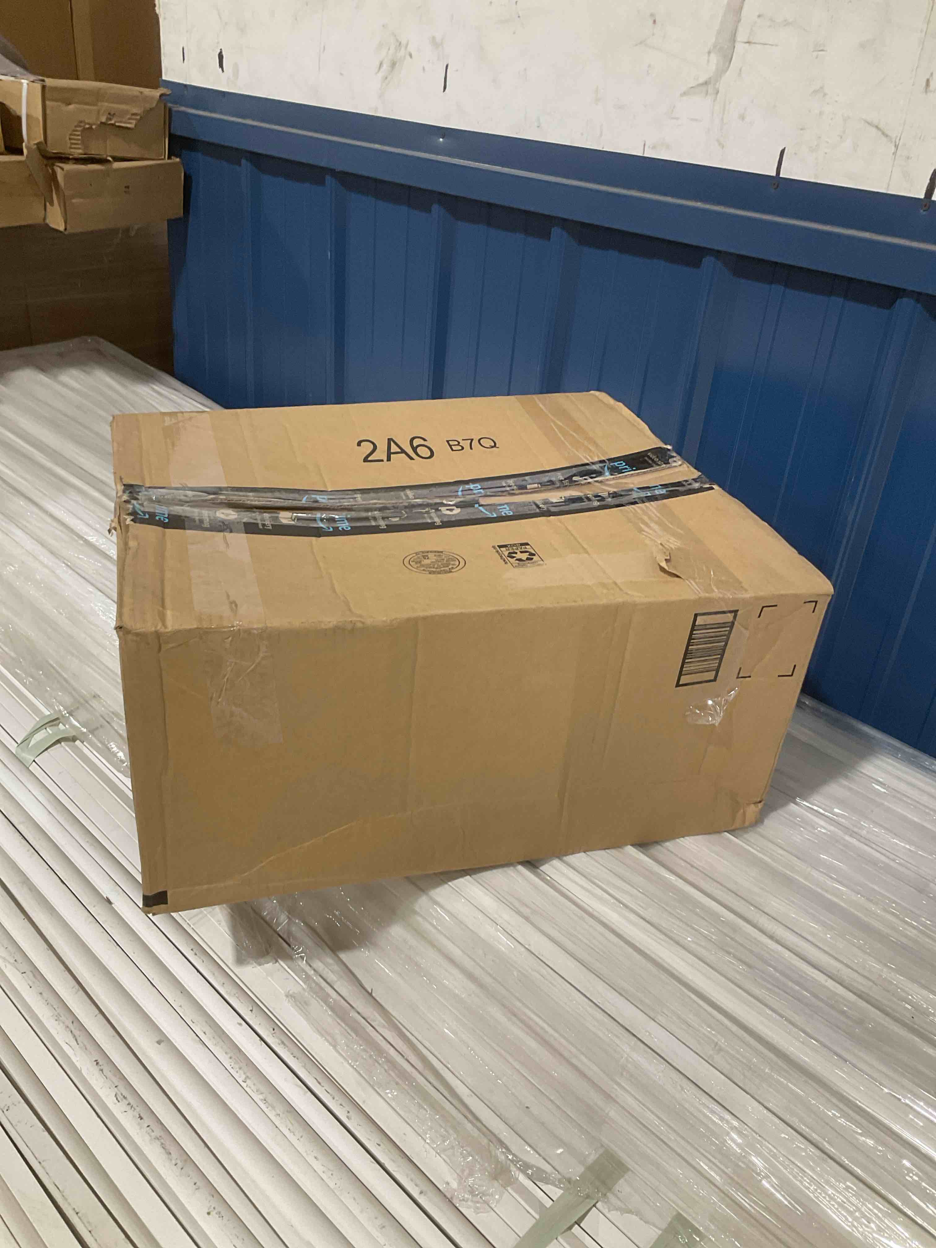 https://s3.amazonaws.com/lotting-images-prod/bidfta/GRA3458411_1775590033431.jpeg
