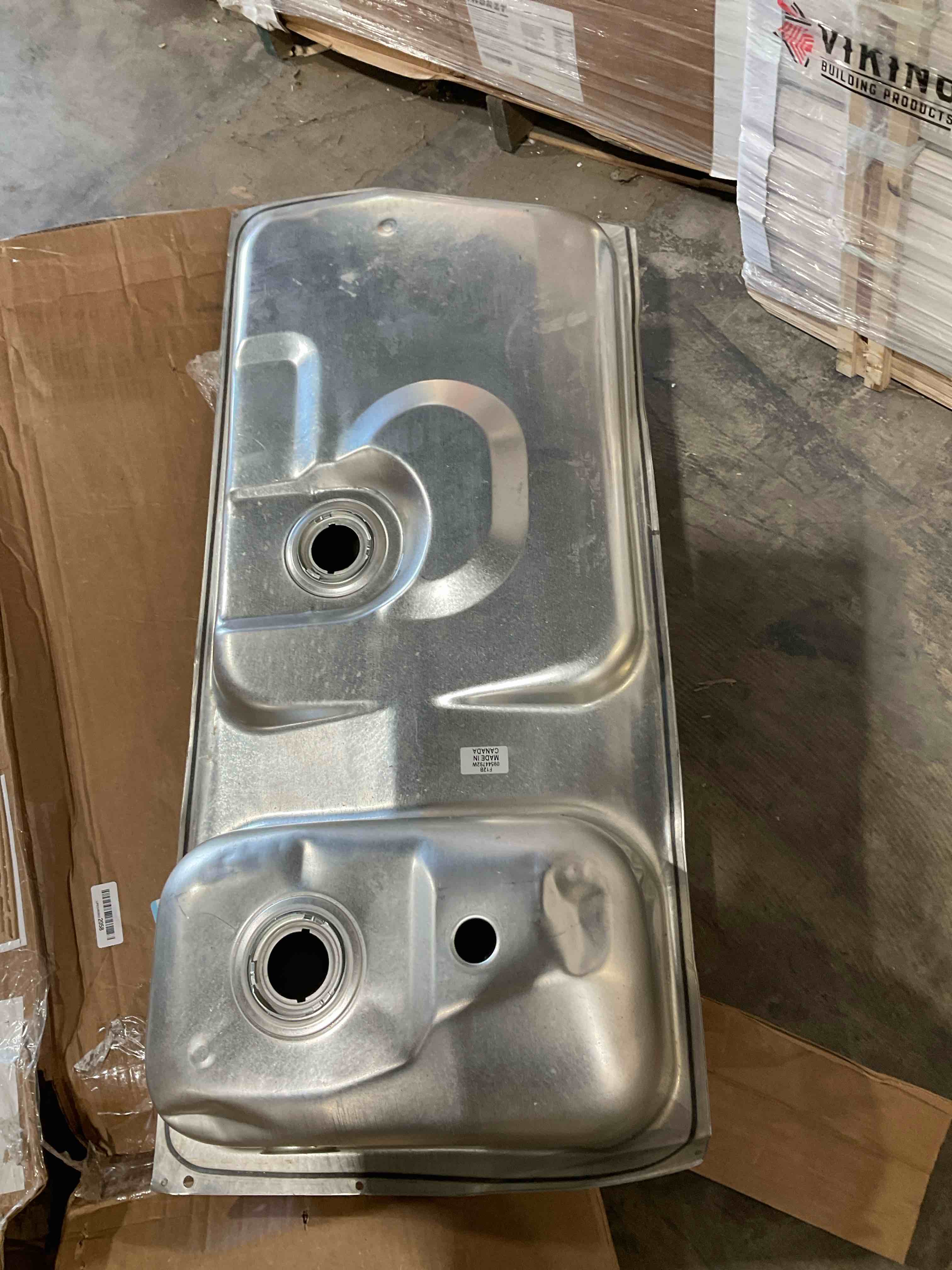 spectra premium f12b fuel tank