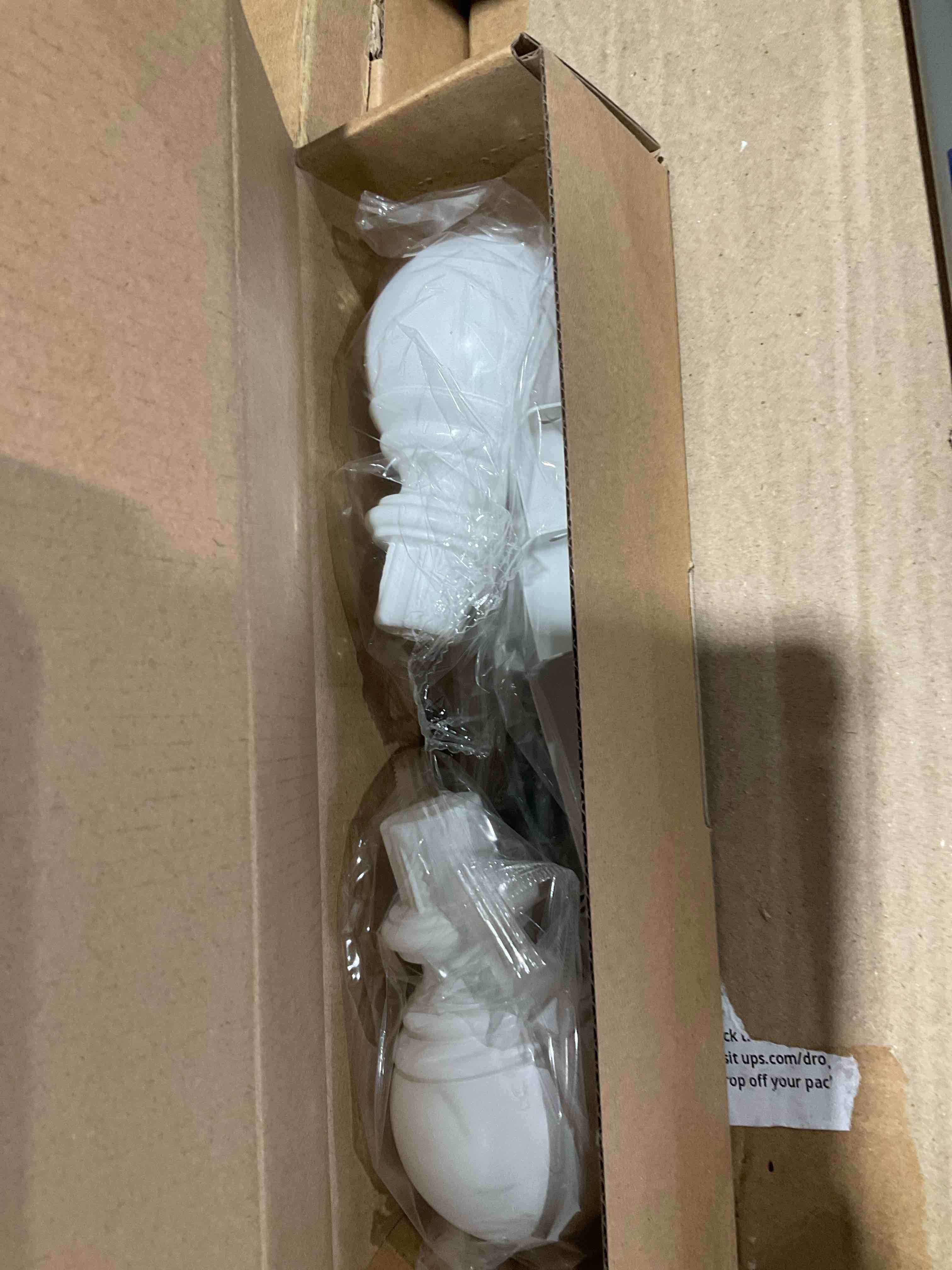 Condition photo showing New/Like New for decopolitan ball single telescoping drapery rod set, short, white