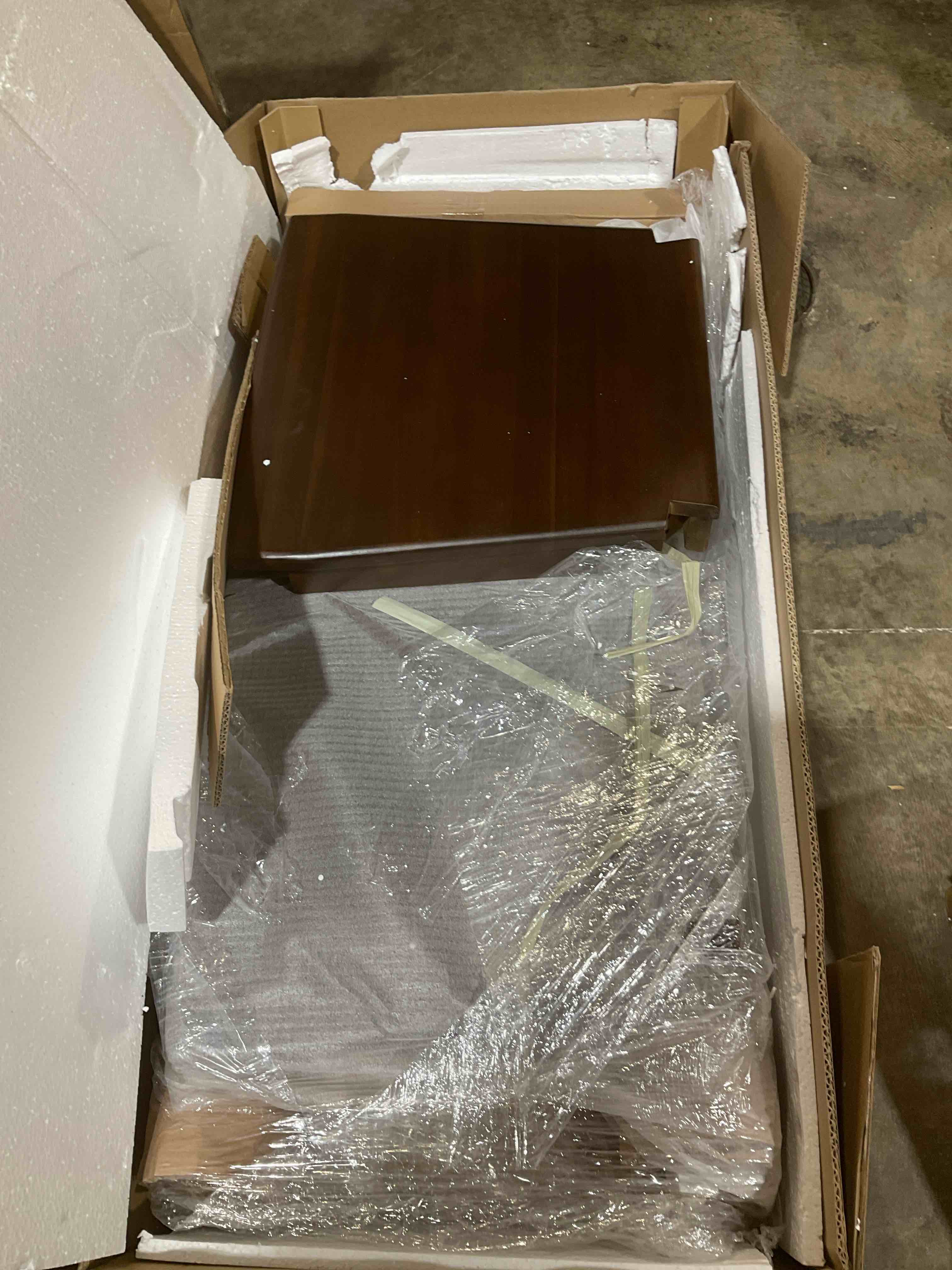 Condition photo showing New/Like New for the coleshill solid wood side chair