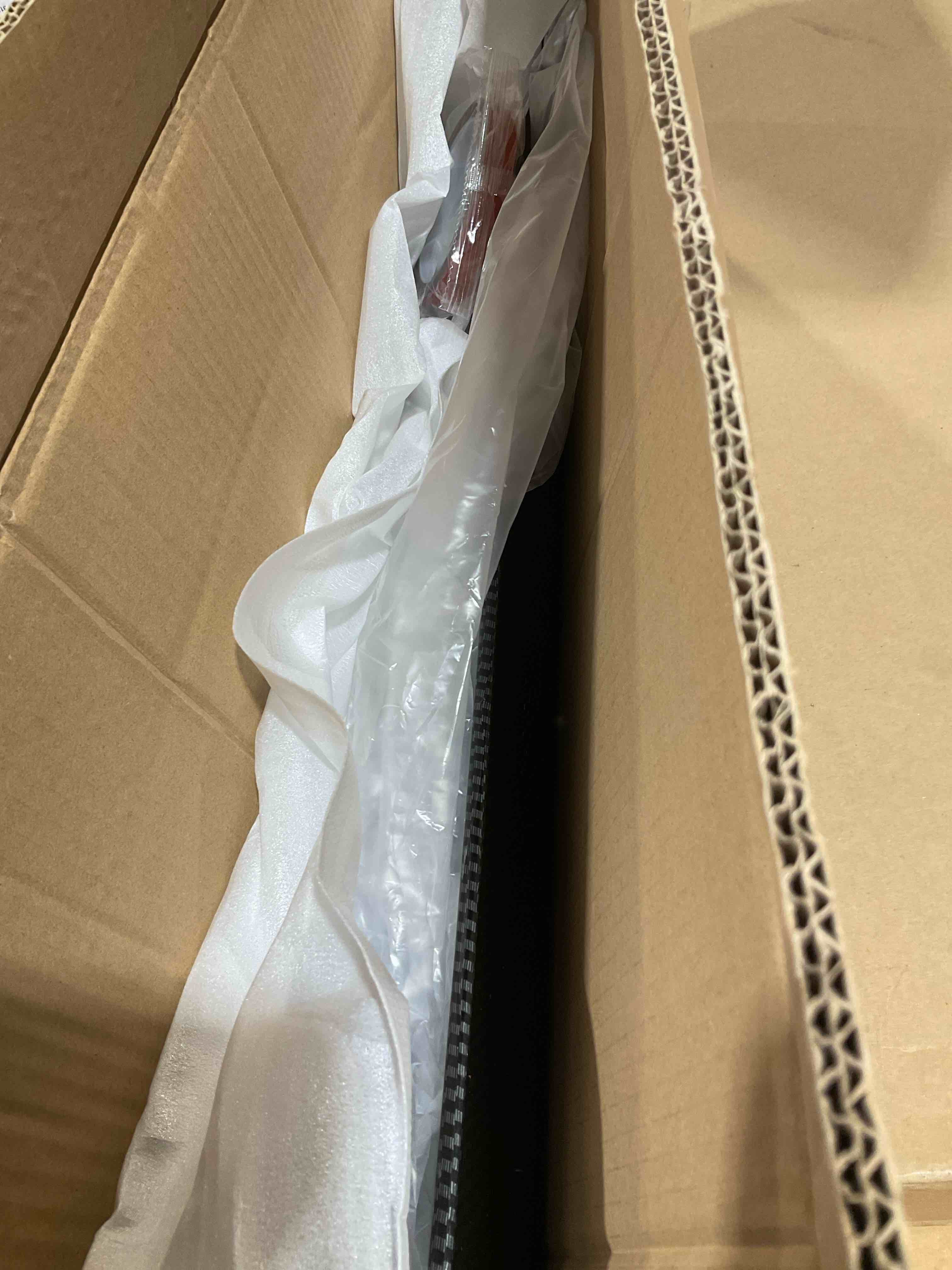 Condition photo showing New/Like New for carbon fiber pattern e92 spoiler psm-style compatible with (2006-2013) 3 series e92 coupe / m3 coupe e92 06-13 coupe psm-carbon fiber style