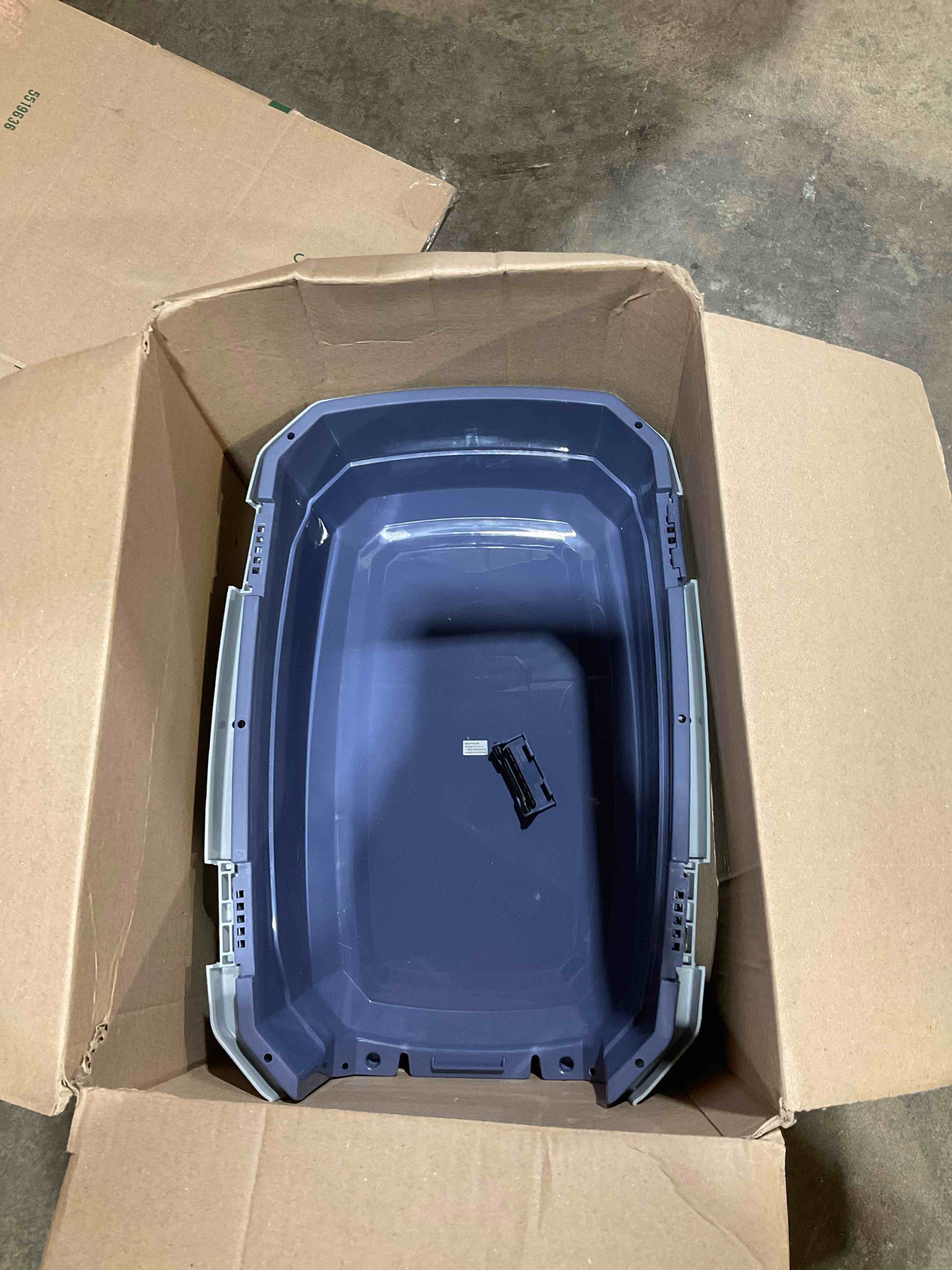 Condition photo showing Good Condition for amazon basics 2-door top-load hard-sided dogs, cats pet travel carrier, gray & blue, 22.8"l x 15.0"w x 13.0"h gray & blue 22.8"l x 15.0"w x 13.0"h