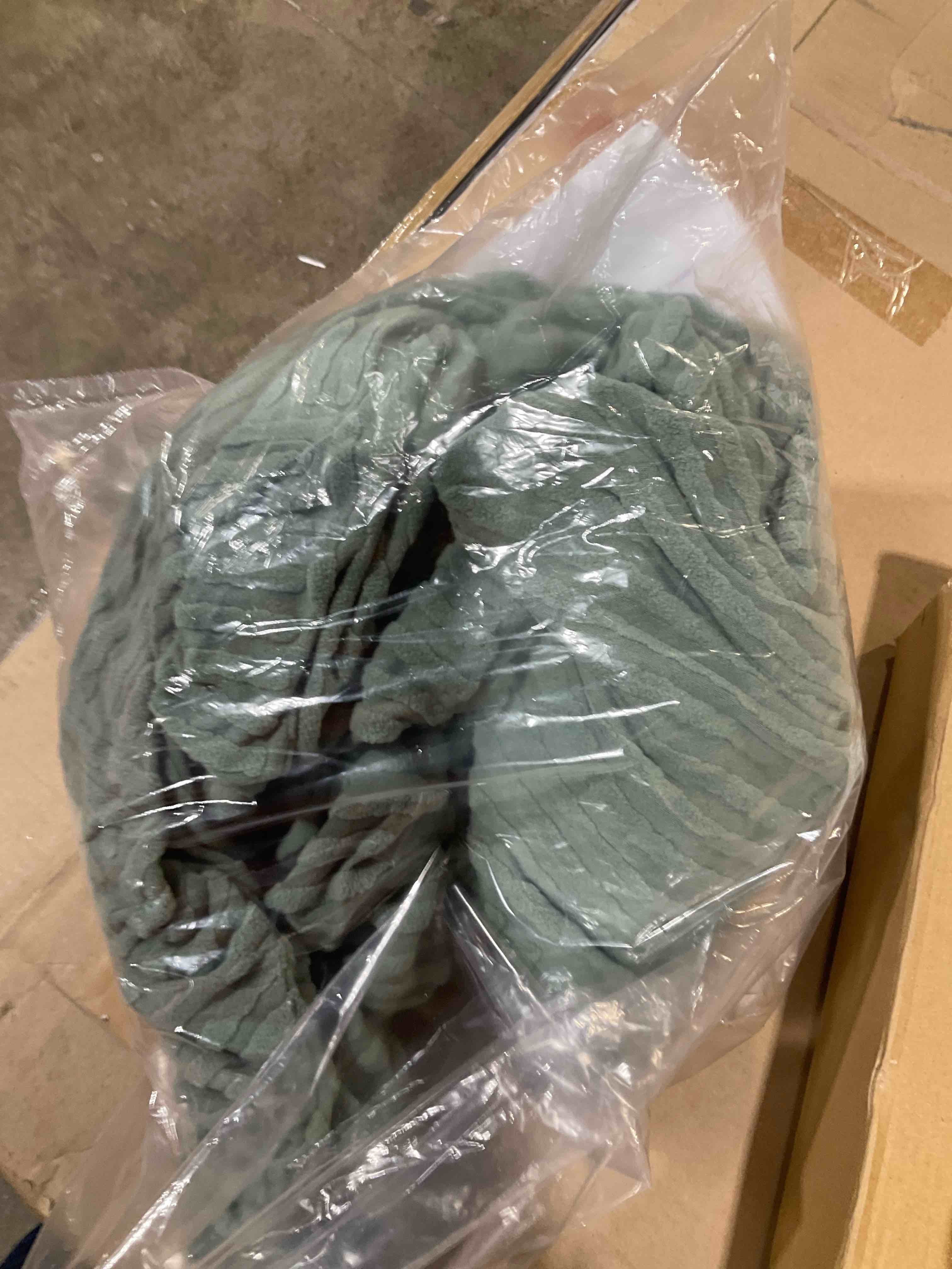 Condition photo showing Good Condition for dioxide waterproof chair covers for dining chairs, stretch dining chair covers set of 4parson chair slipcovers, removable washable kitchen chairs seat covers protectors for home restaurant banquet