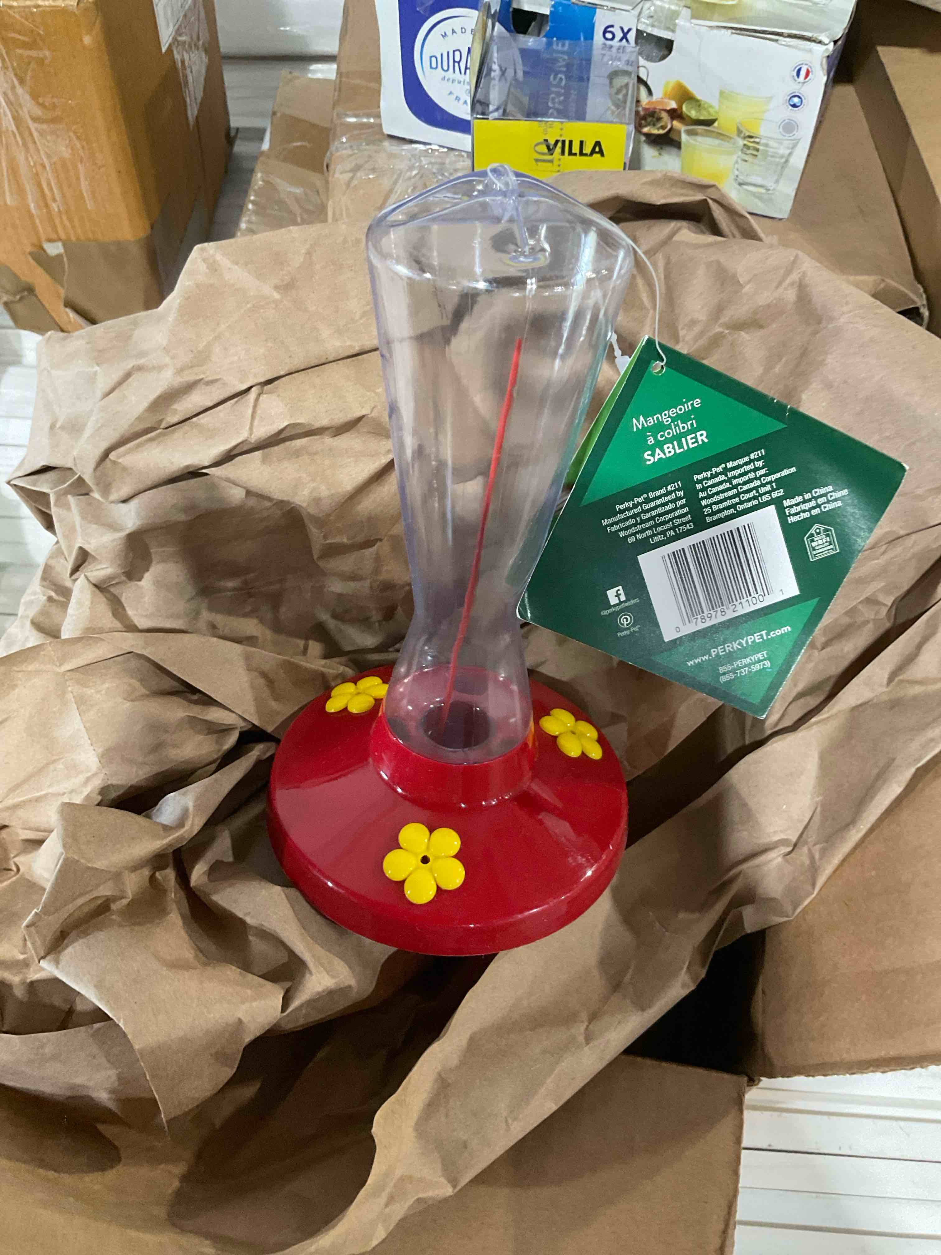 Condition photo showing New/Like New for hummingbird feeder