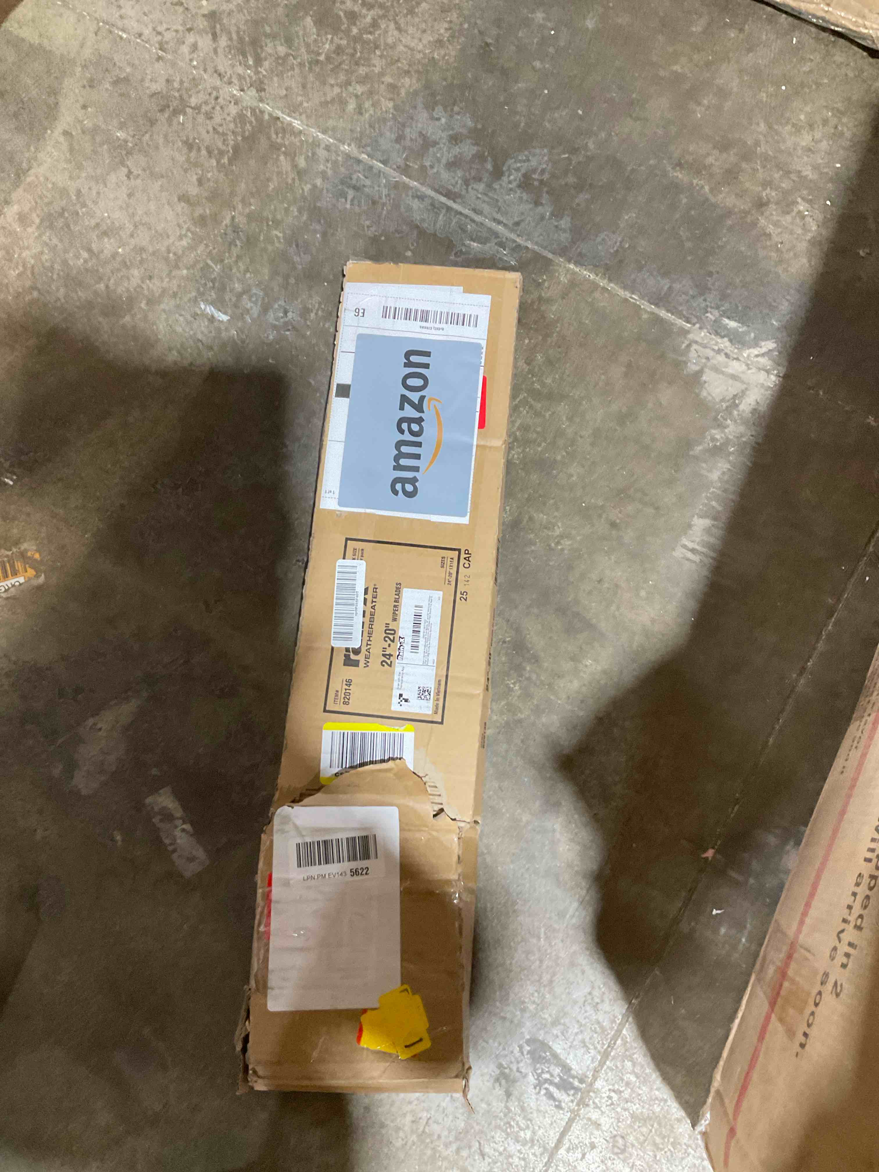 Condition photo showing Good Condition for rain-x 820146 weatherbeater wiper blades, 24" and 20" windshield wipers (pack of 2), automotive replacement windshield wiper blades that meet or exceed oem quality and durability standards 24" and 20" pack of 2
