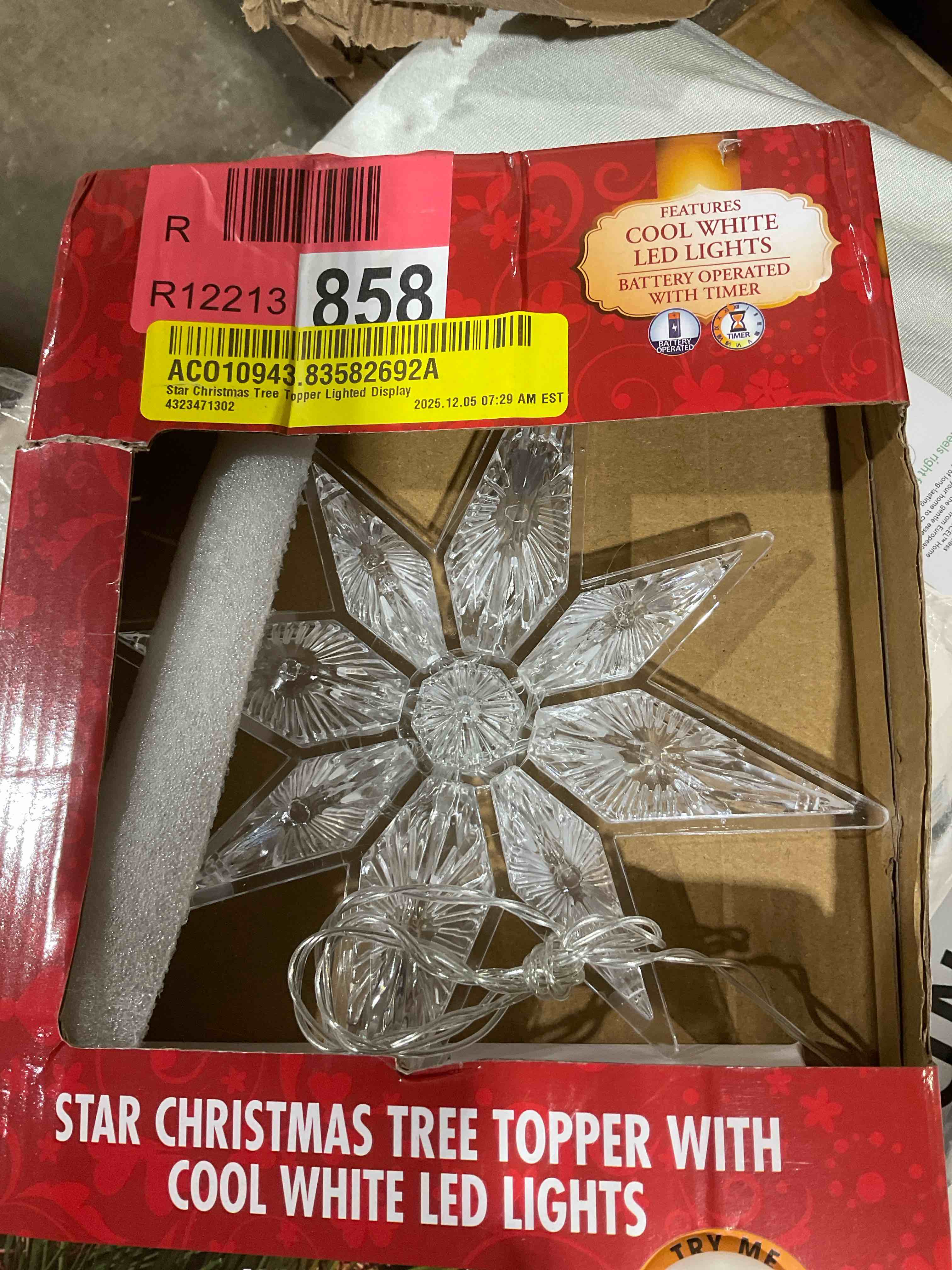 Condition photo showing New/Like New for alpine cor211wt-tm star tree topper, white