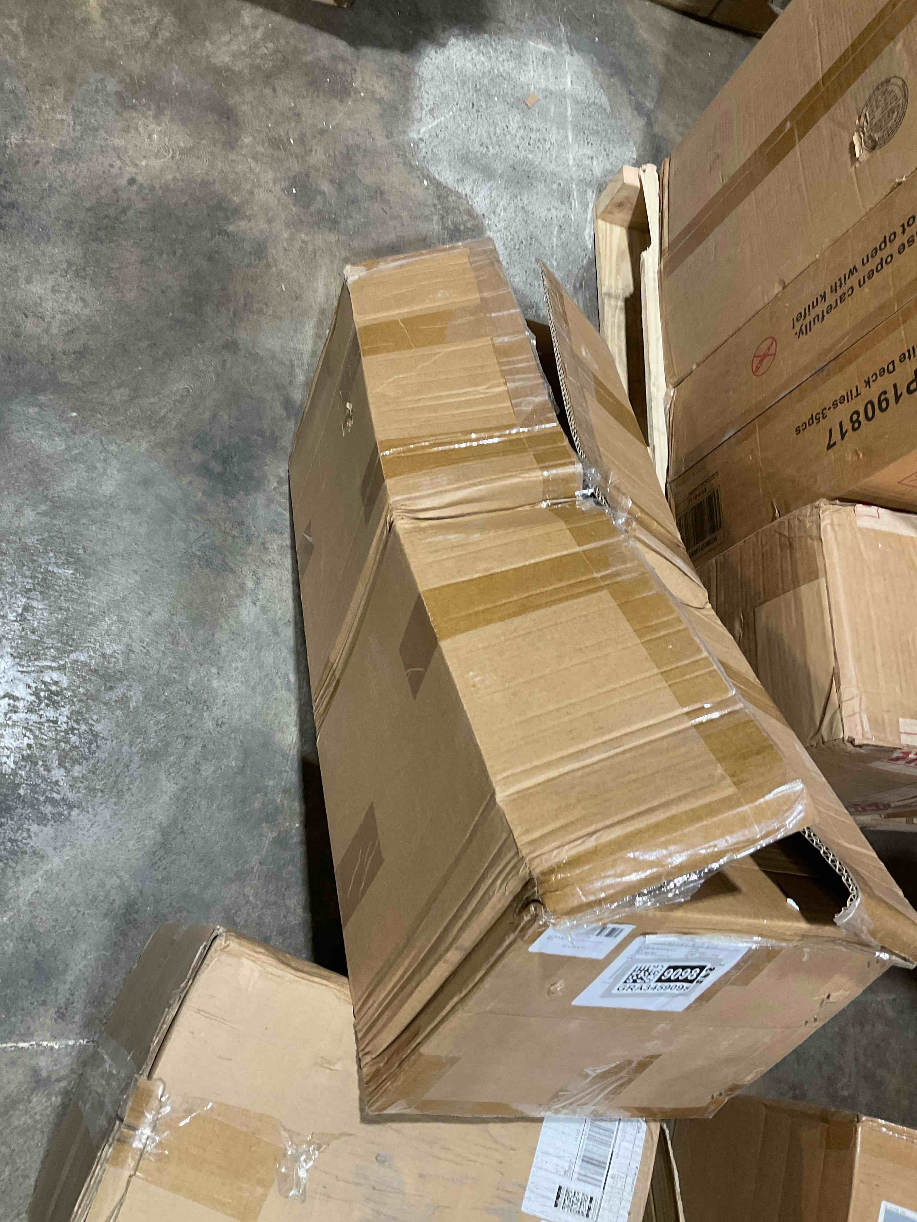 https://s3.amazonaws.com/lotting-images-prod/bidfta/GRA3459098_1776786213375.jpeg