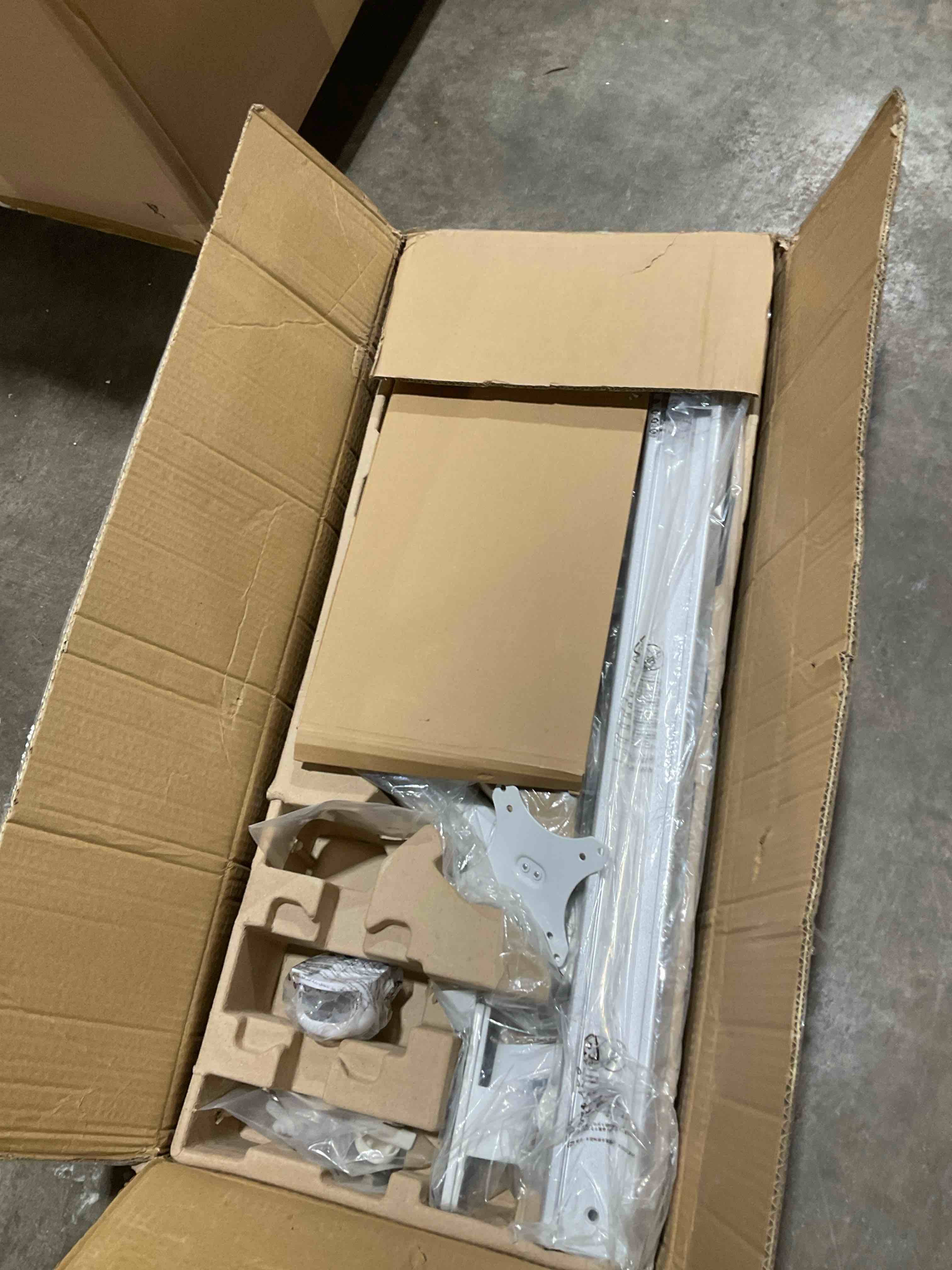Condition photo showing New/Like New for wall mounted flexible laptop station
