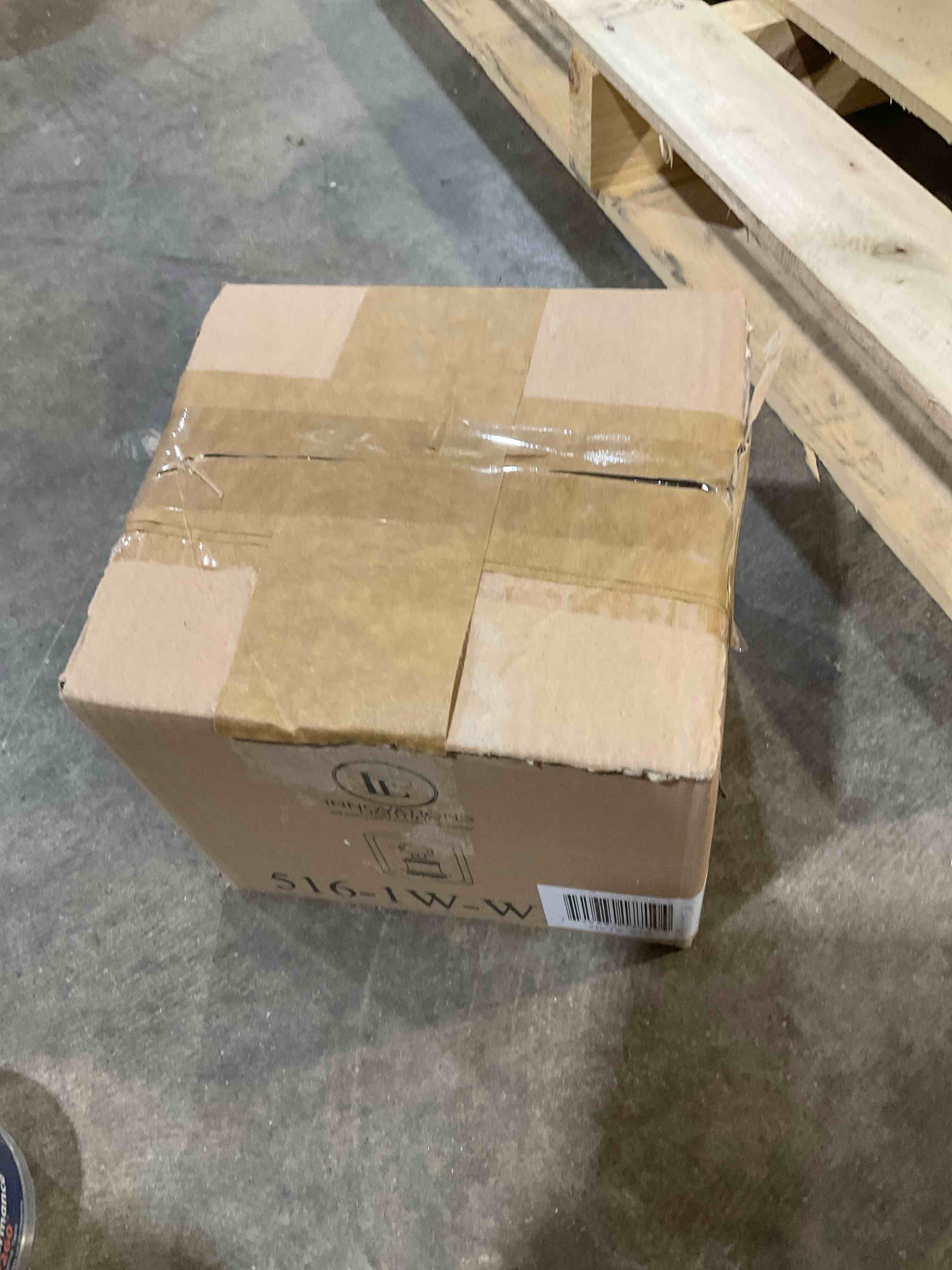 https://s3.amazonaws.com/lotting-images-prod/bidfta/GRA3459146_1776878535231.jpeg