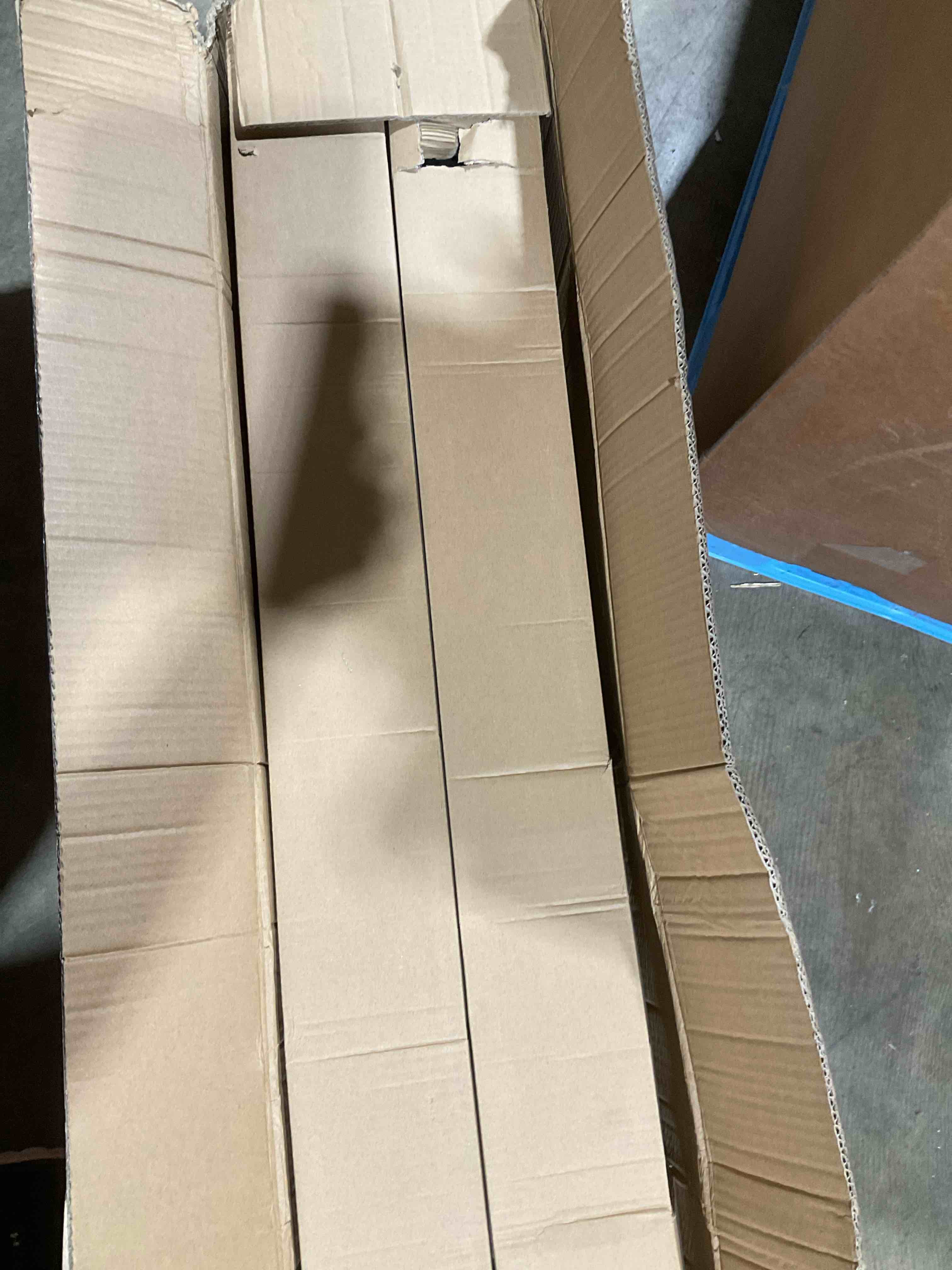 Condition photo showing New/Like New for vevor level drilled cable railing post, 10 holes, 36x2x2 inches stainless steel cable railing system kit for indoor outdoor deck balcony, 4 pack, black, product id 4jzlgzxhs914my65m001v0 36"x2x2 level post-black 4