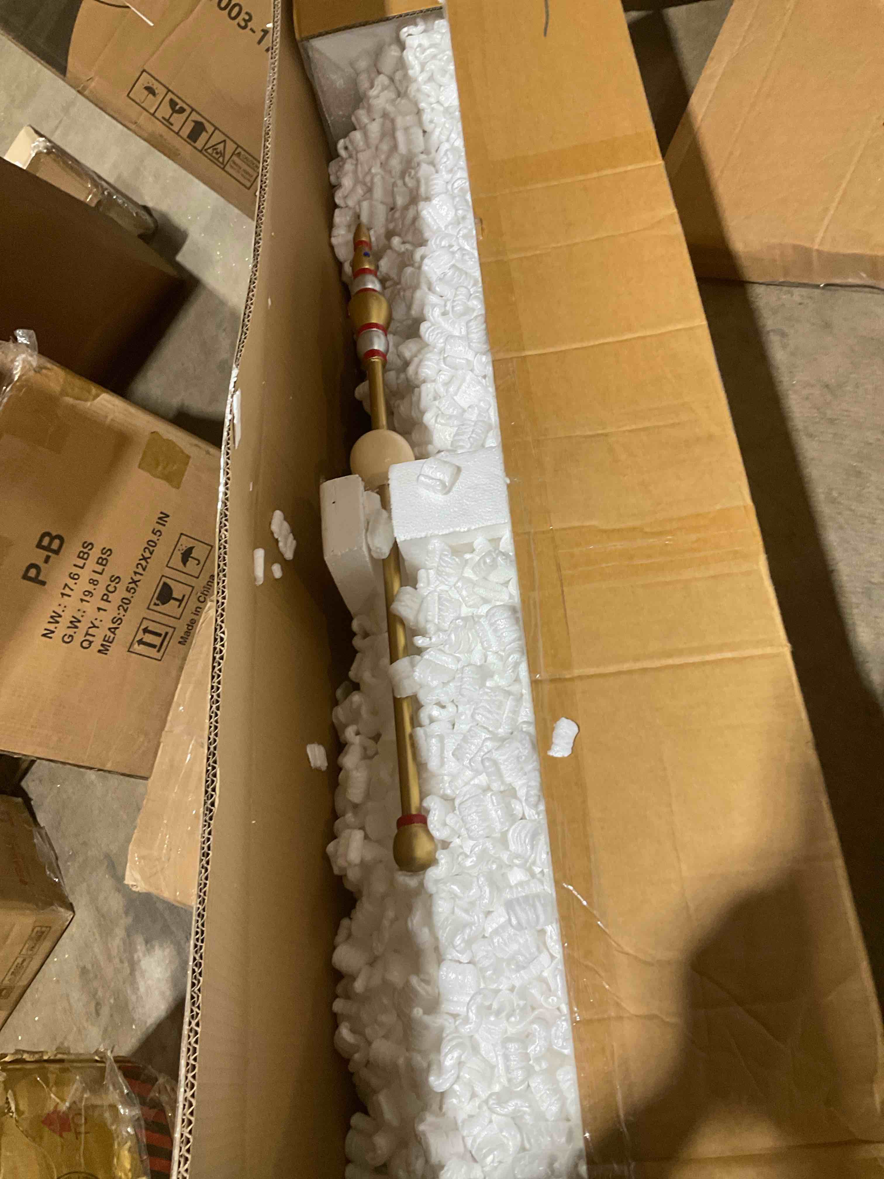 Condition photo showing New/Like New for 60" king nutcracker 