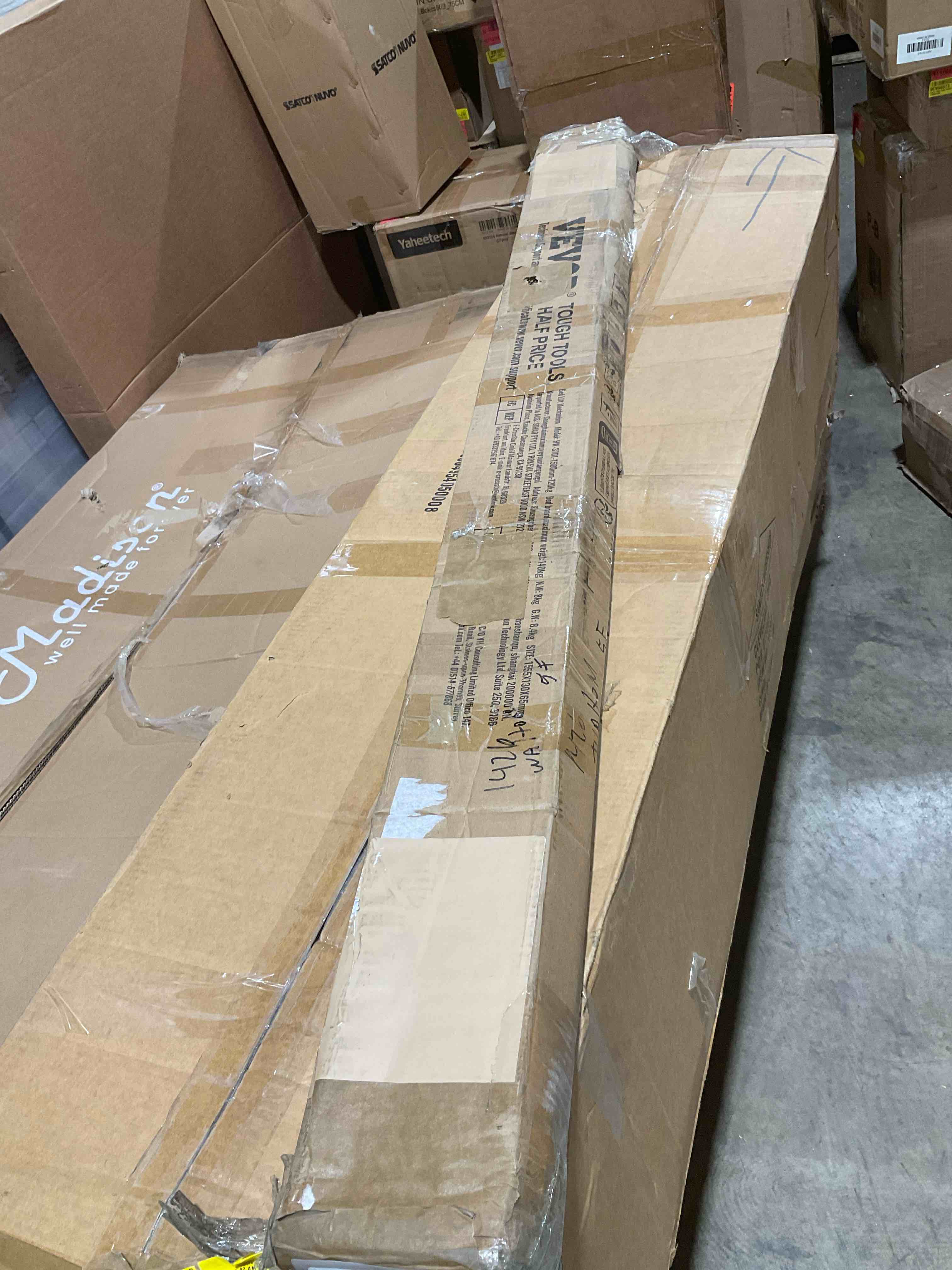 Condition photo showing New/Like New for bed lift 59x79 in compatible bud sizg 5ec ibs load dly wait bed hard