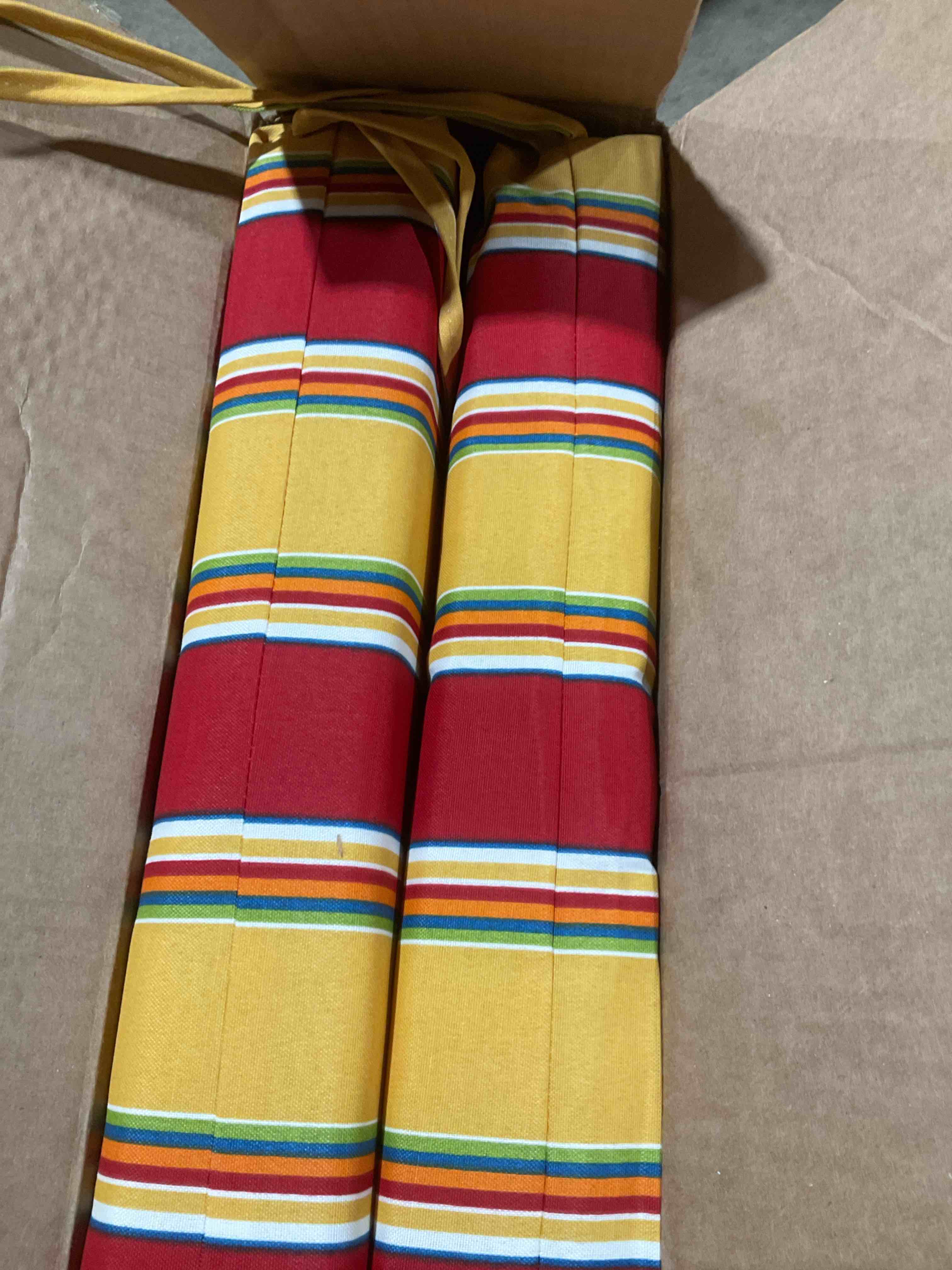 Condition photo showing New/Like New for haliwell indoor/outdoor bench cushion fabric: hal