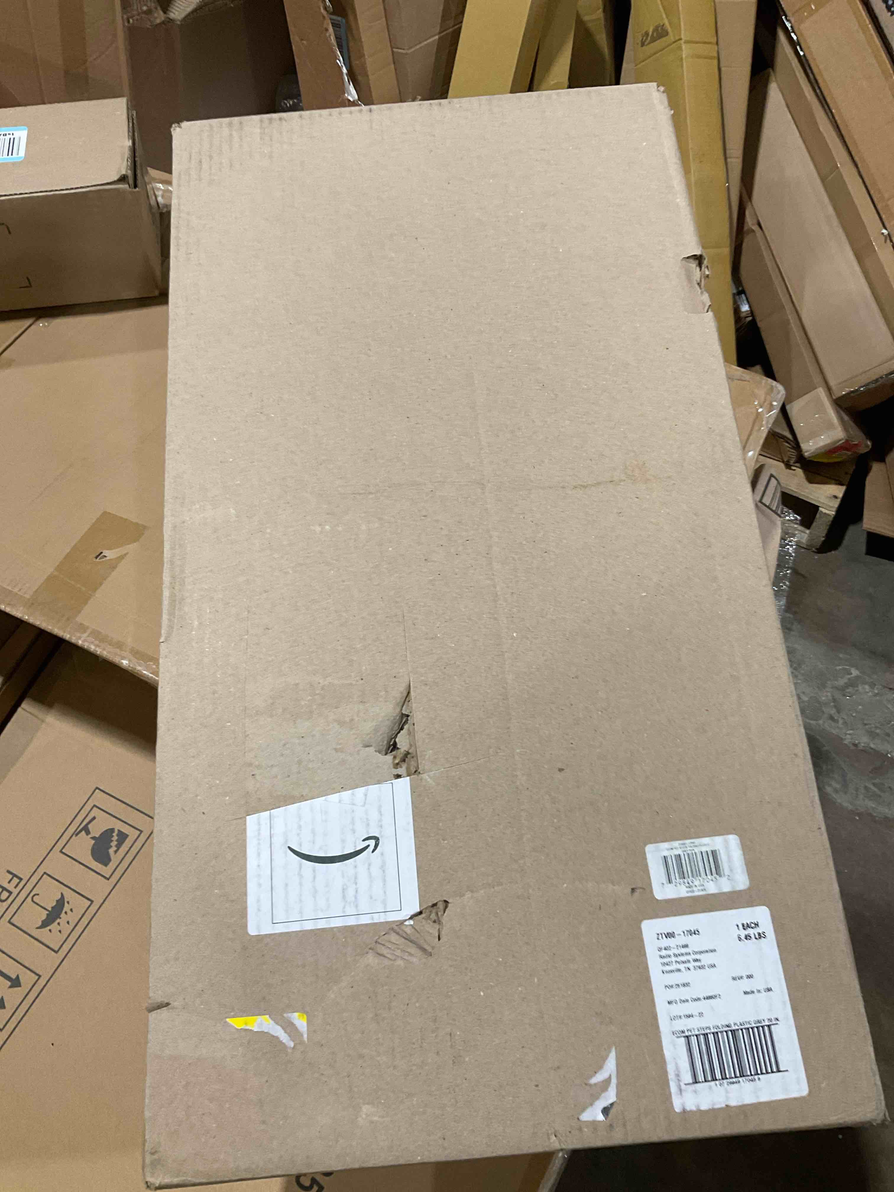 https://s3.amazonaws.com/lotting-images-prod/bidfta/GRA3459268_1777386425059.jpeg