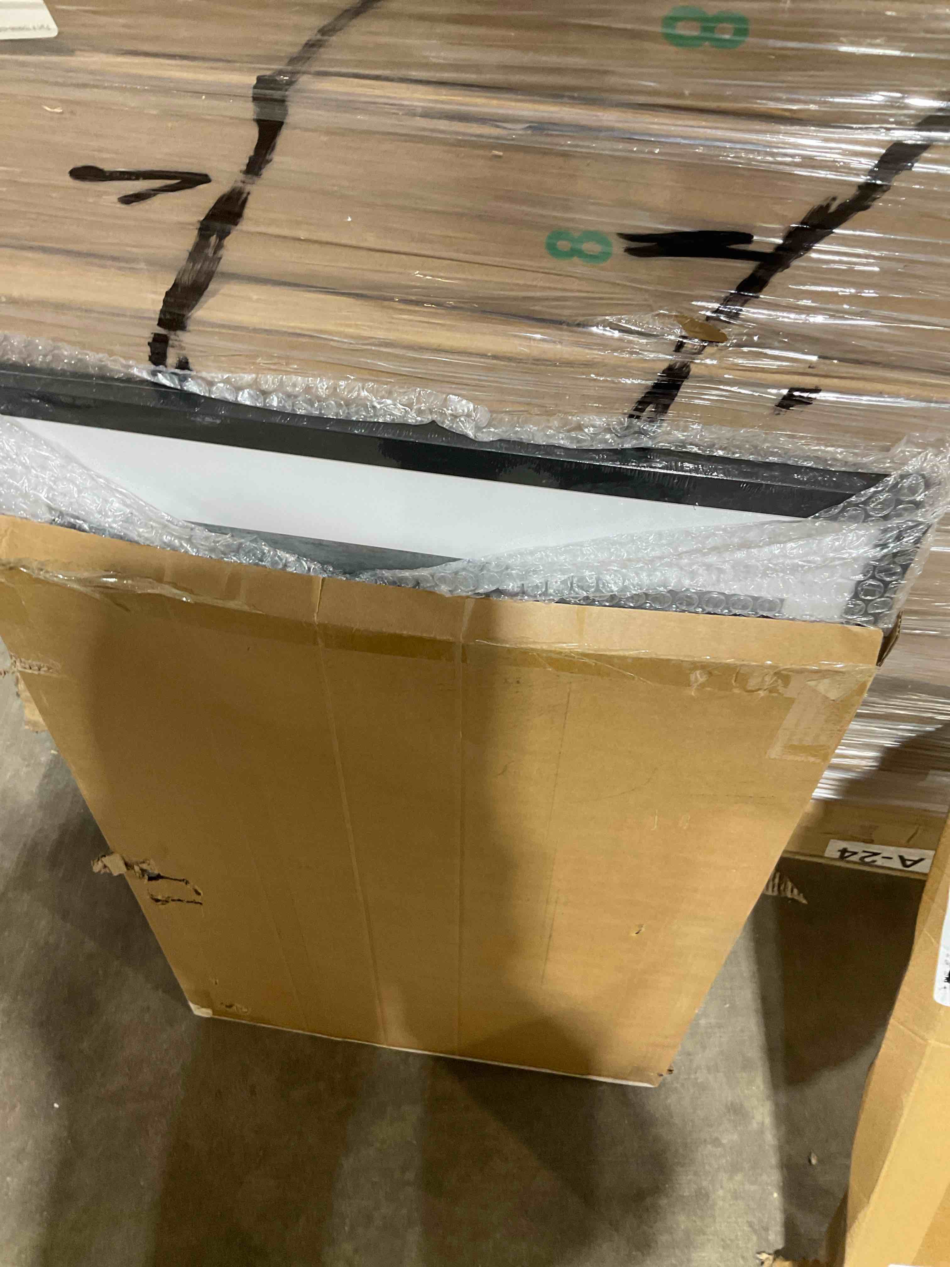 https://s3.amazonaws.com/lotting-images-prod/bidfta/GRA3459296_1777395041077.jpeg