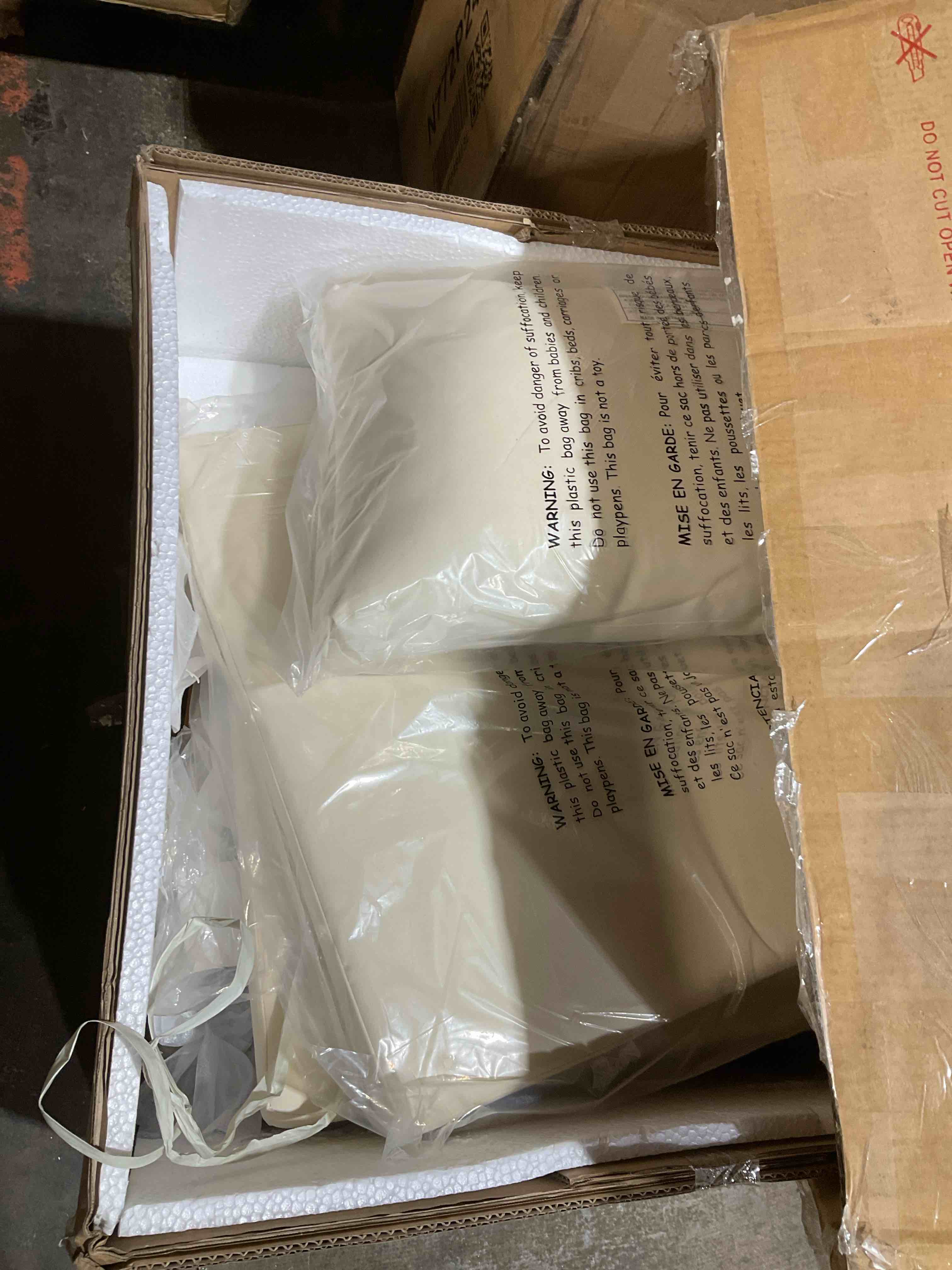 https://s3.amazonaws.com/lotting-images-prod/bidfta/GRA3459436_1777667862117.jpeg