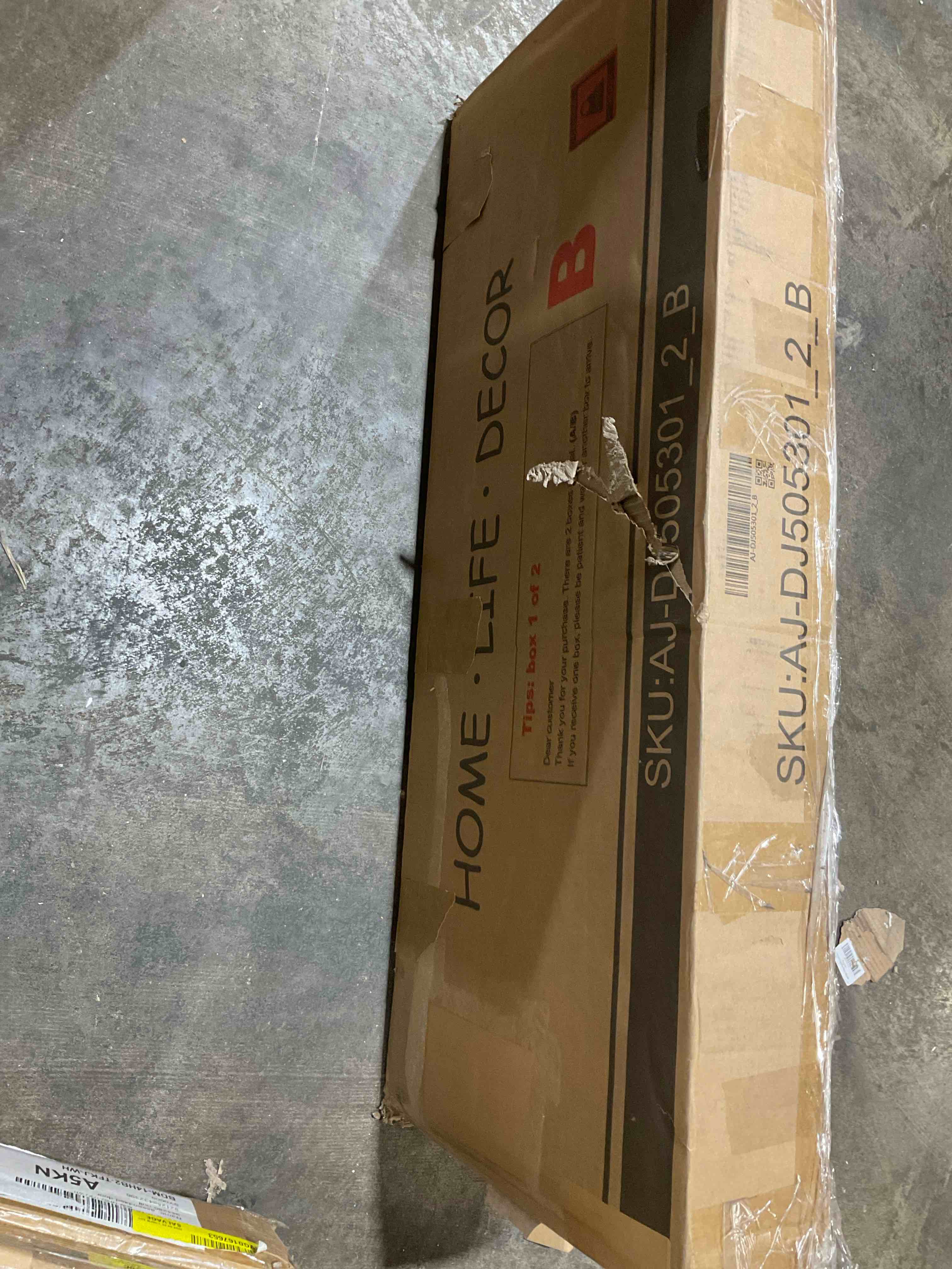 https://s3.amazonaws.com/lotting-images-prod/bidfta/GRA3459507_1778014926804.jpeg