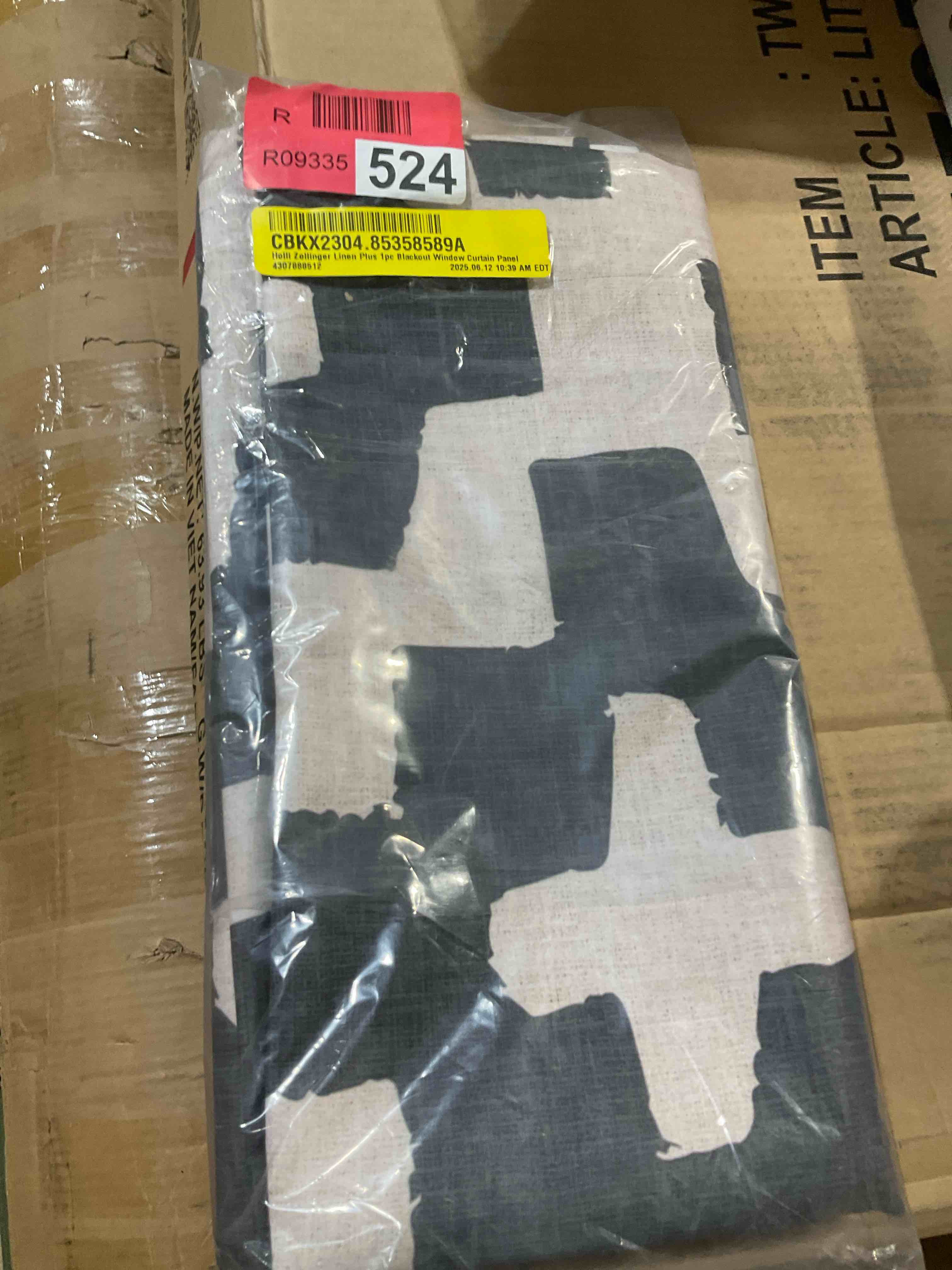 https://s3.amazonaws.com/lotting-images-prod/bidfta/GRA3459528_1778172446317.jpeg