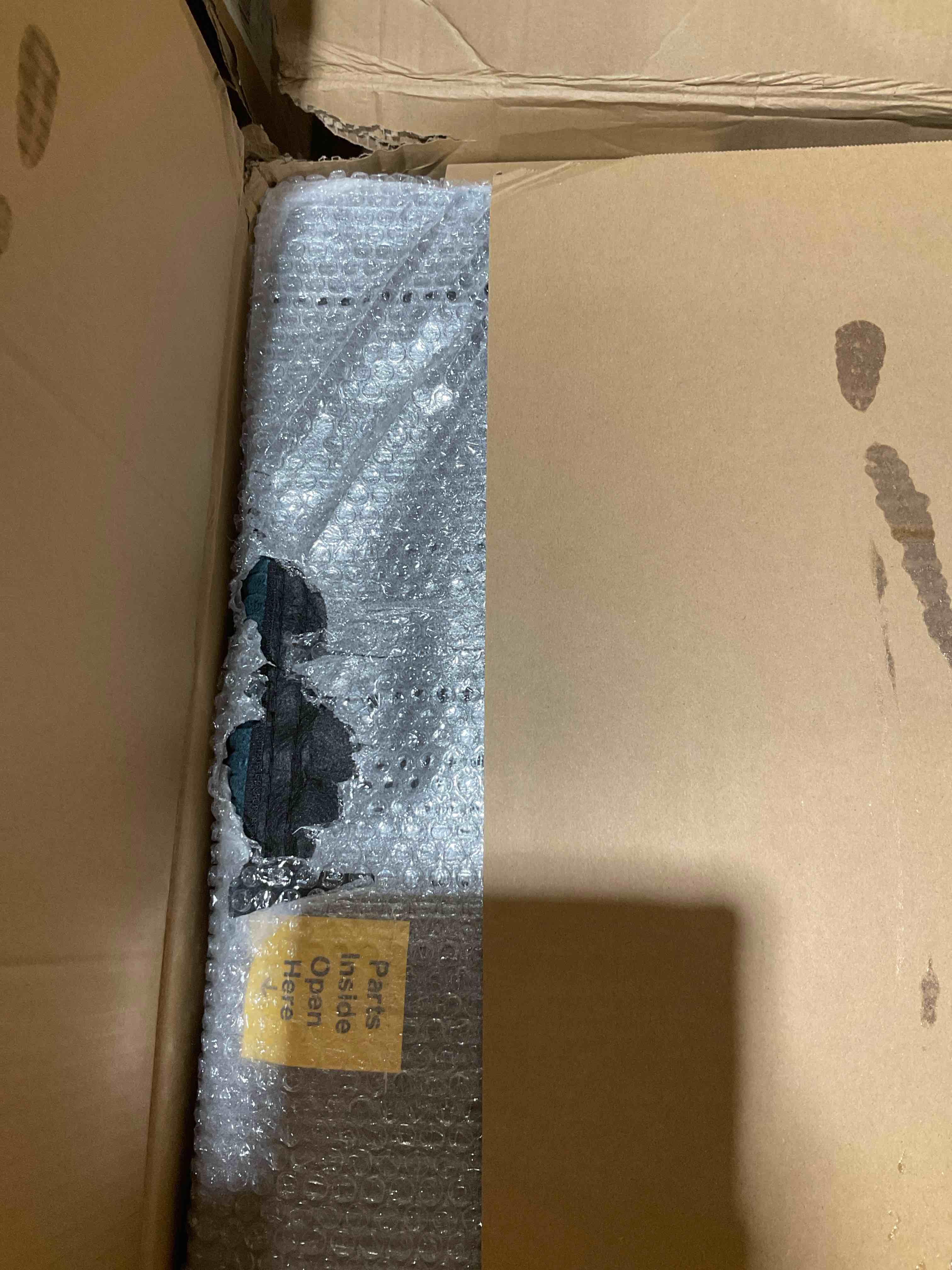 https://s3.amazonaws.com/lotting-images-prod/bidfta/GRA3459534_1778175734857.jpeg
