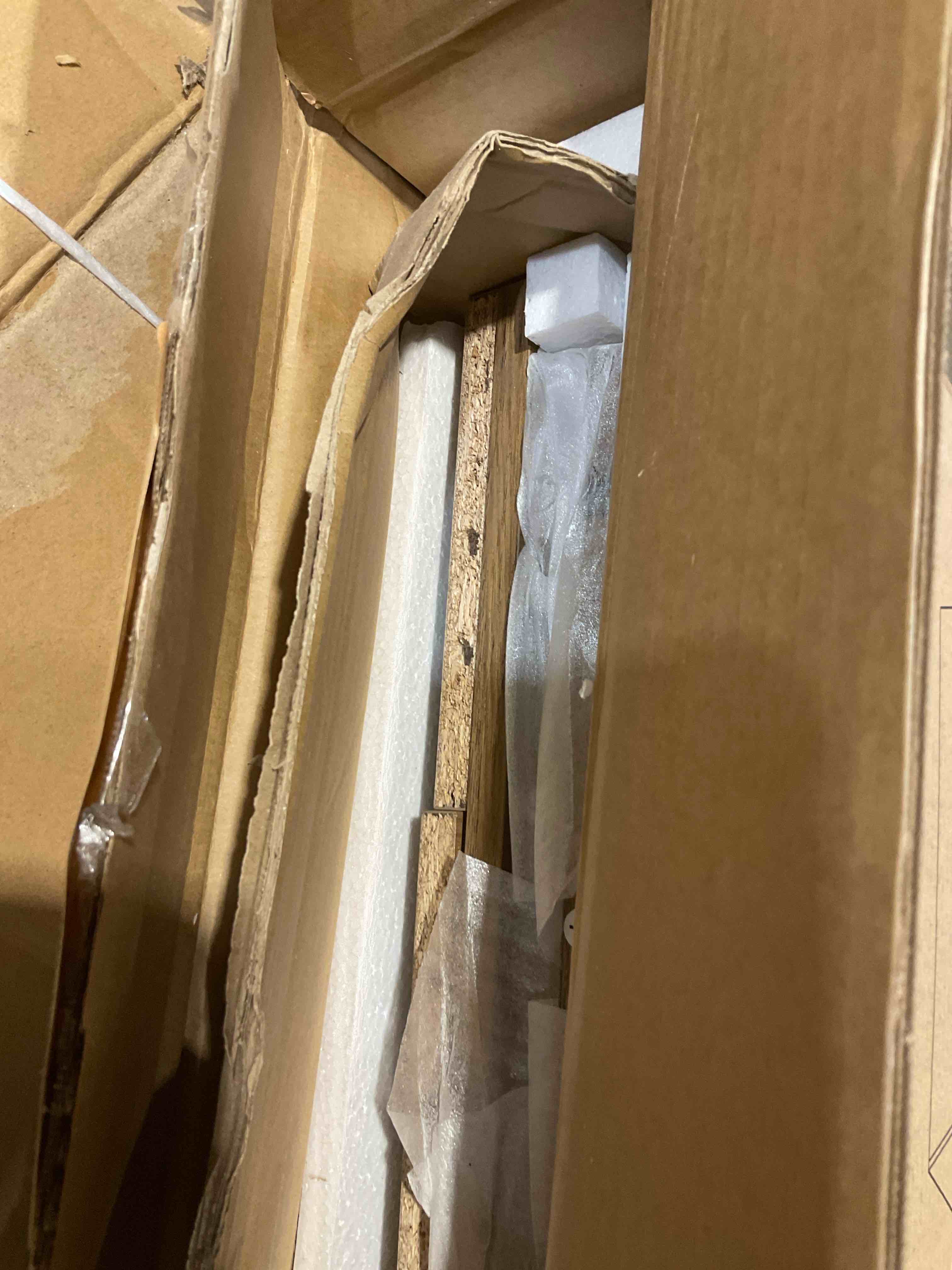 https://s3.amazonaws.com/lotting-images-prod/bidfta/GRA3459550_1778184158899.jpeg