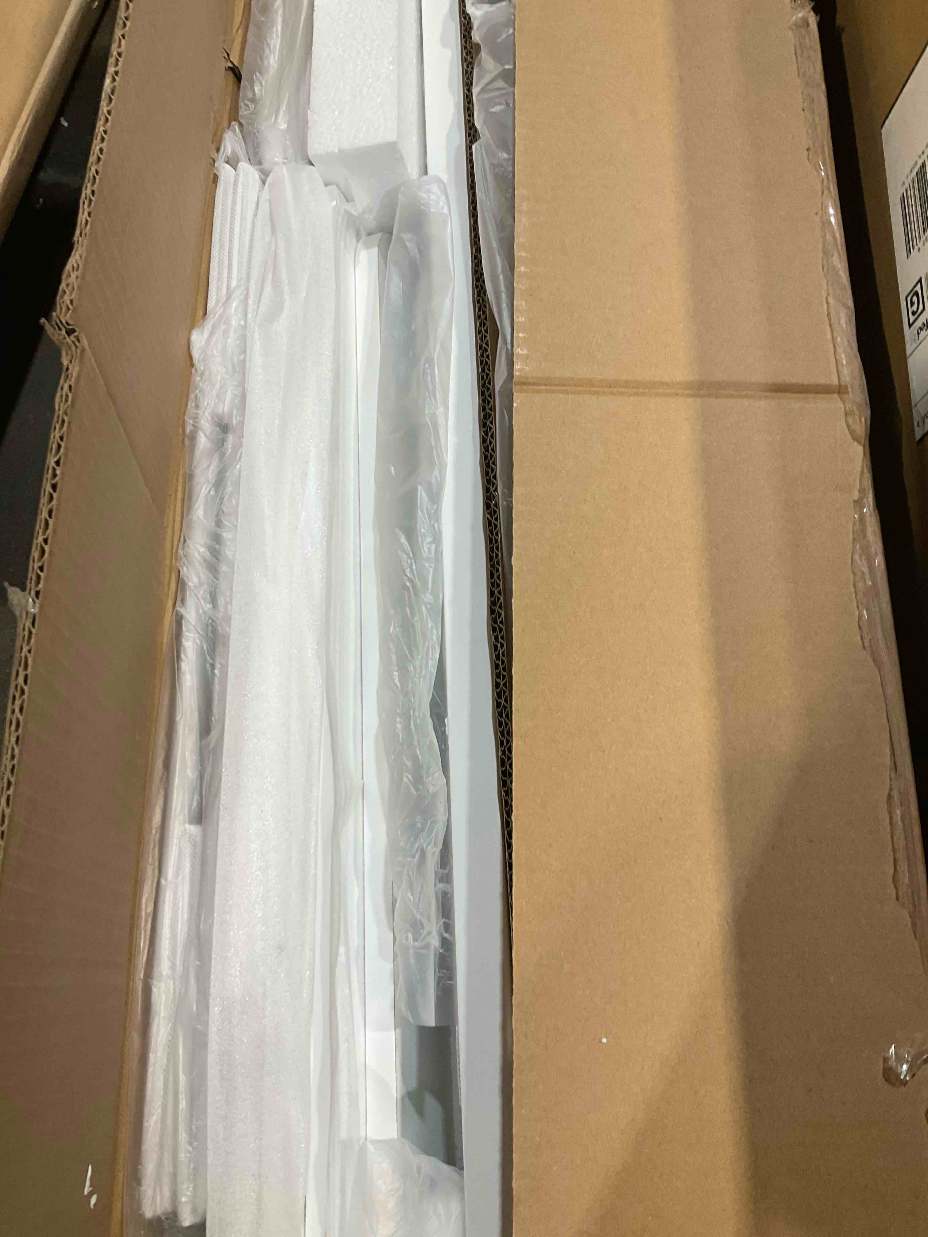 https://s3.amazonaws.com/lotting-images-prod/bidfta/GRA3459571_1778268508289.jpeg