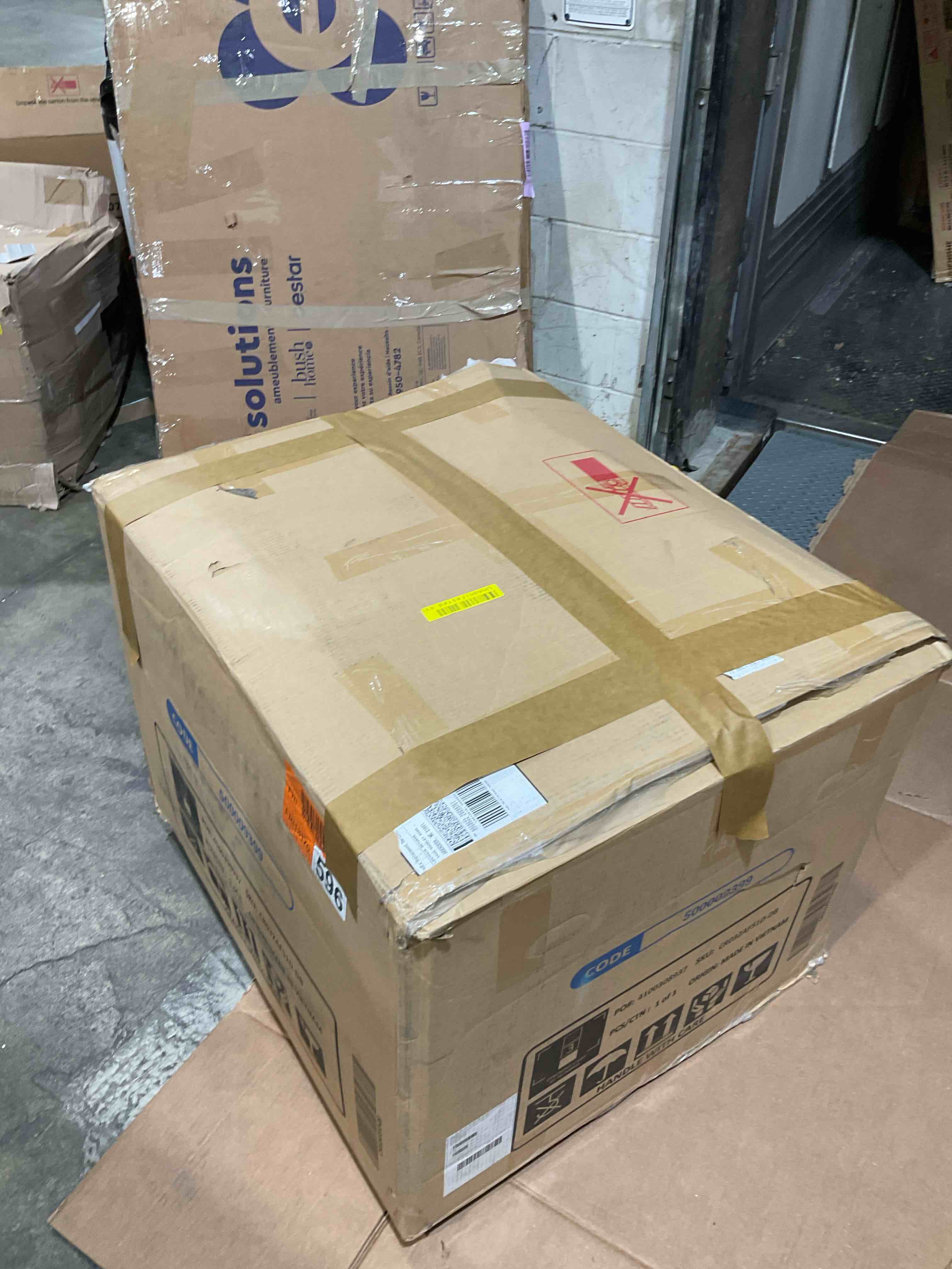 https://s3.amazonaws.com/lotting-images-prod/bidfta/GRA3459573_1778272358252.jpeg