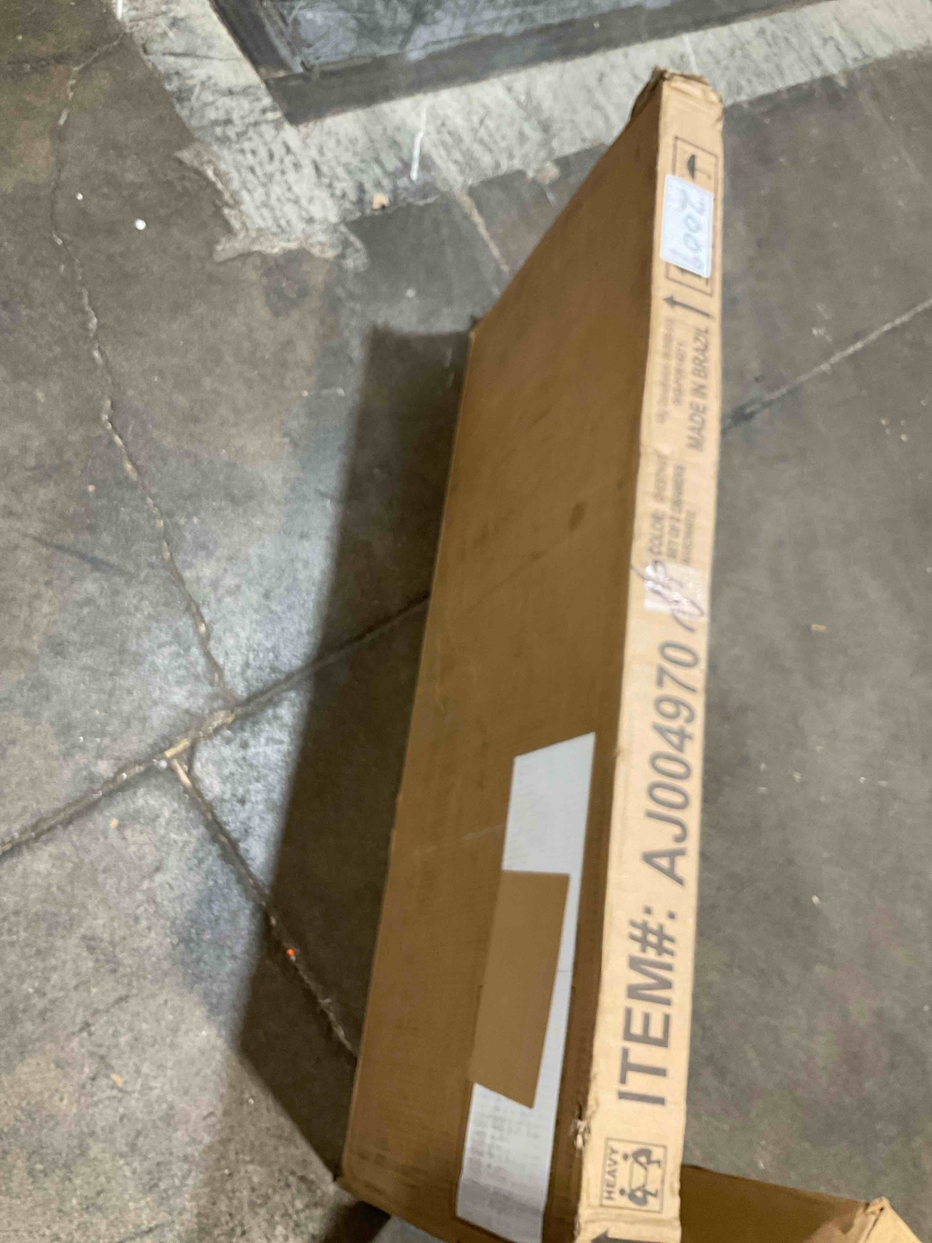 https://s3.amazonaws.com/lotting-images-prod/bidfta/GRA3459890_1779219400255.jpeg