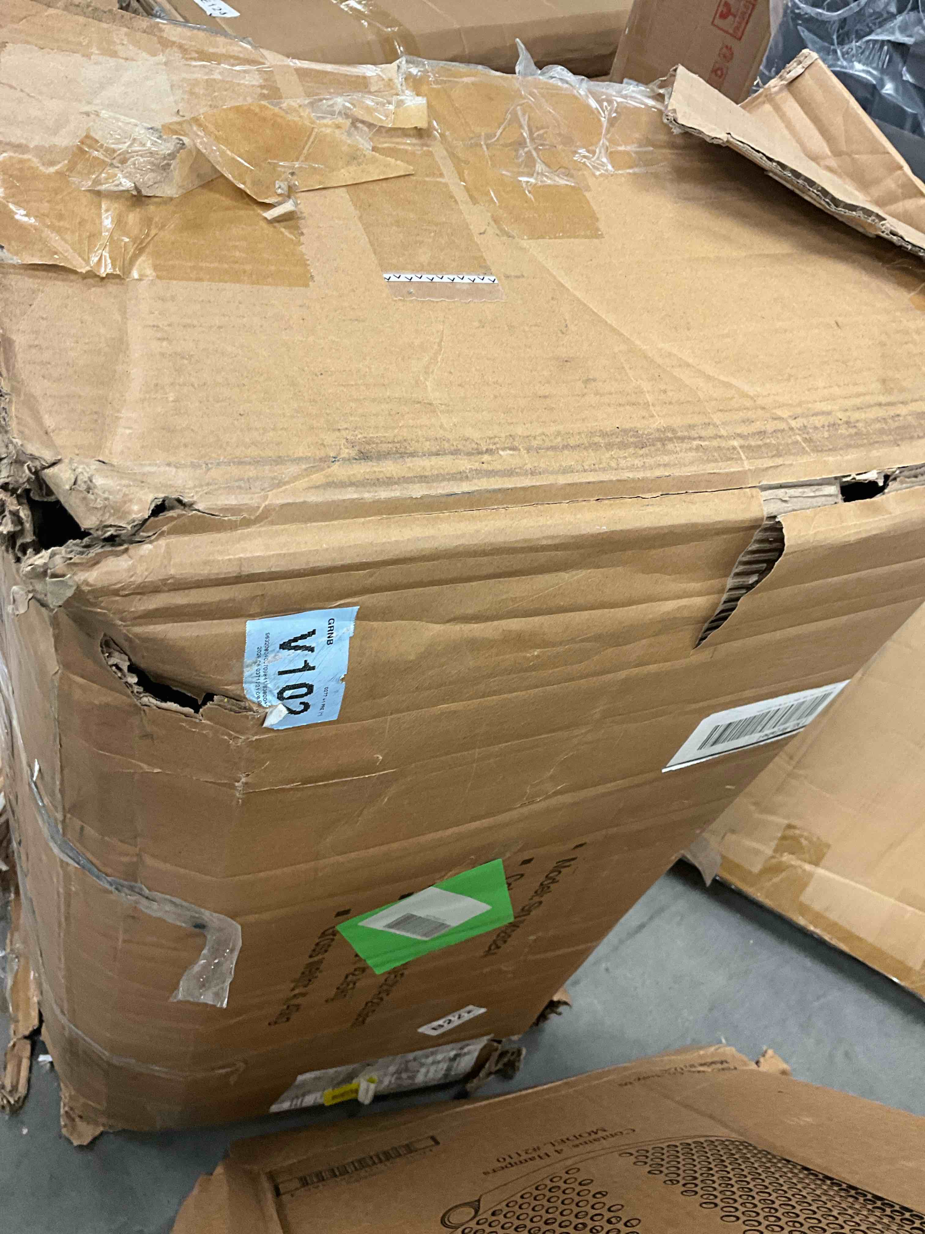 https://s3.amazonaws.com/lotting-images-prod/bidfta/GRA3464549_1752160745795.jpeg