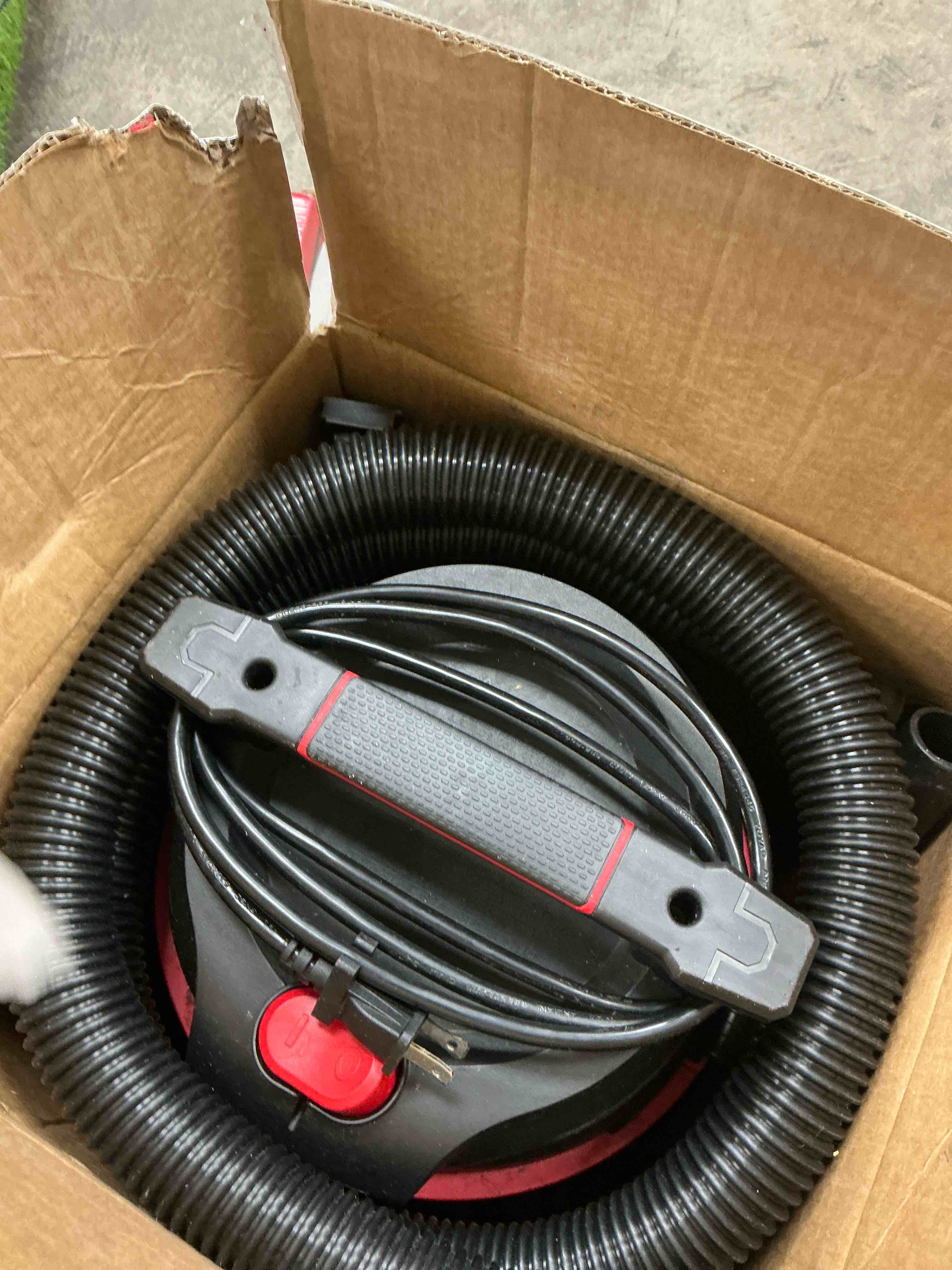 https://s3.amazonaws.com/lotting-images-prod/bidfta/GRA3466229_1757437818766.jpeg