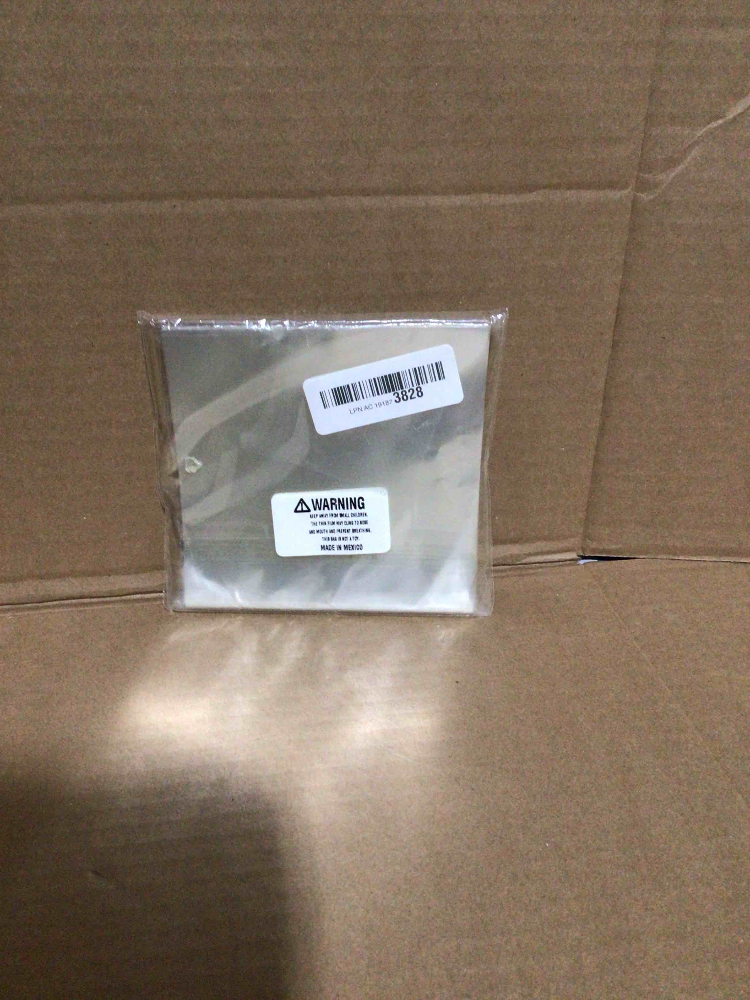 Condition photo showing New/Like New for Clear Candy Wrappers for Caramels (300 Pcs 5 x 5 inches) - Natural Clear Cellophane Wrapper - Candy Wrapping Paper for Caramel, Chocolate, Nougat, and Lollipops 300 Count (Pack of 1)