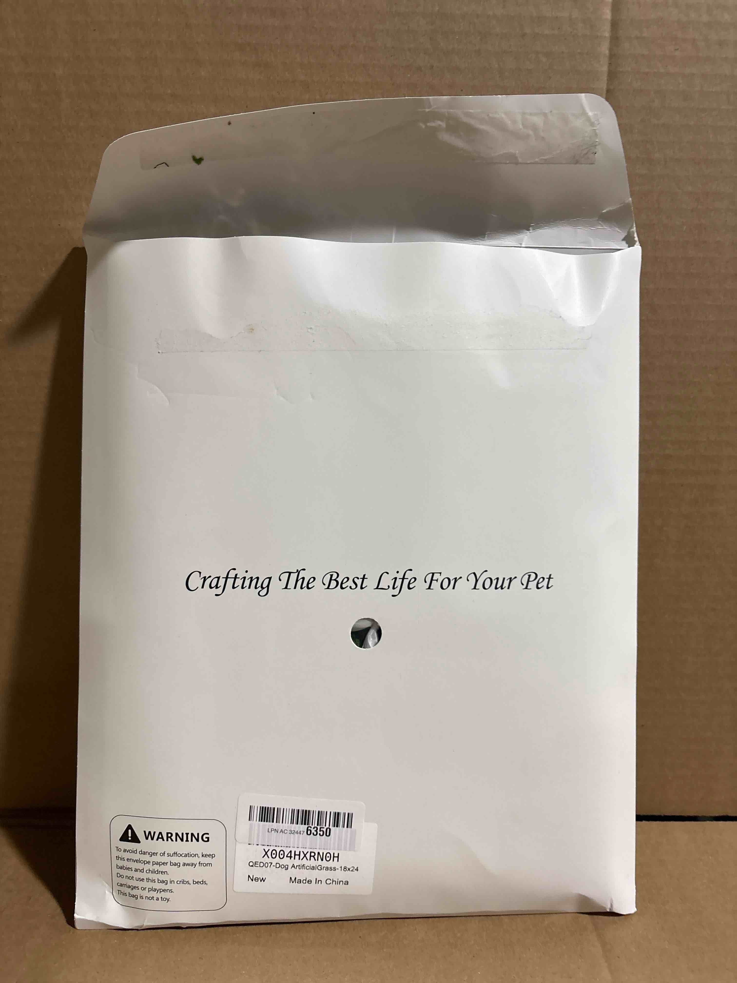 Condition photo showing New/Like New for Qeils Reusable Puppy Pads, Washable Pee Pads for Dogs 2 Pack Durable Absorbent Leakproof Dog Training Pads for Home or Travel, Non-Slip Wee Wee Pads Potty Pads 18"x24" Dog-Polyester 18"x24"(Pack of 2)