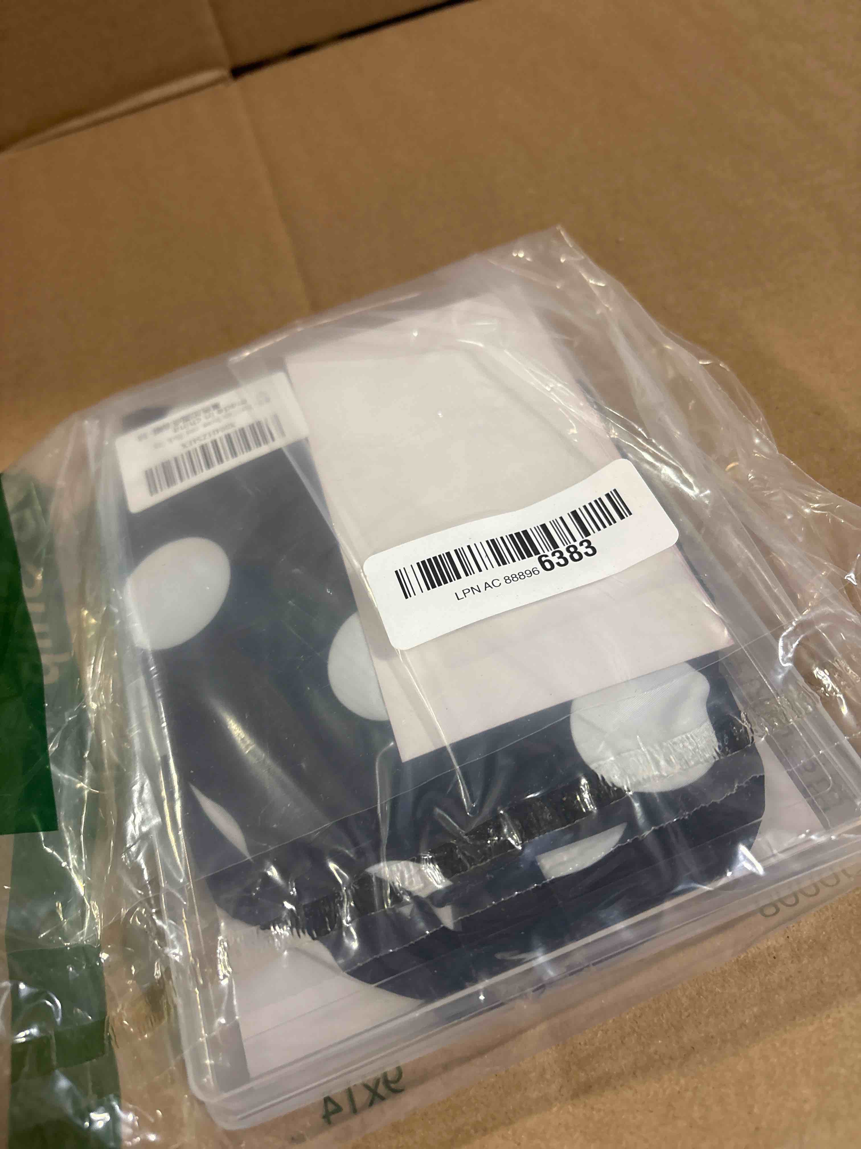 Condition photo showing New/Like New for Years Calm Shower Caps For Women Reusable Waterproof?Pattern And Solid Color Dual-Layer Design For Dual-Layer Usable?Protects Hair In Shower, Spa, Cooking, Clean & Travel (Black, One Size) Black One Size