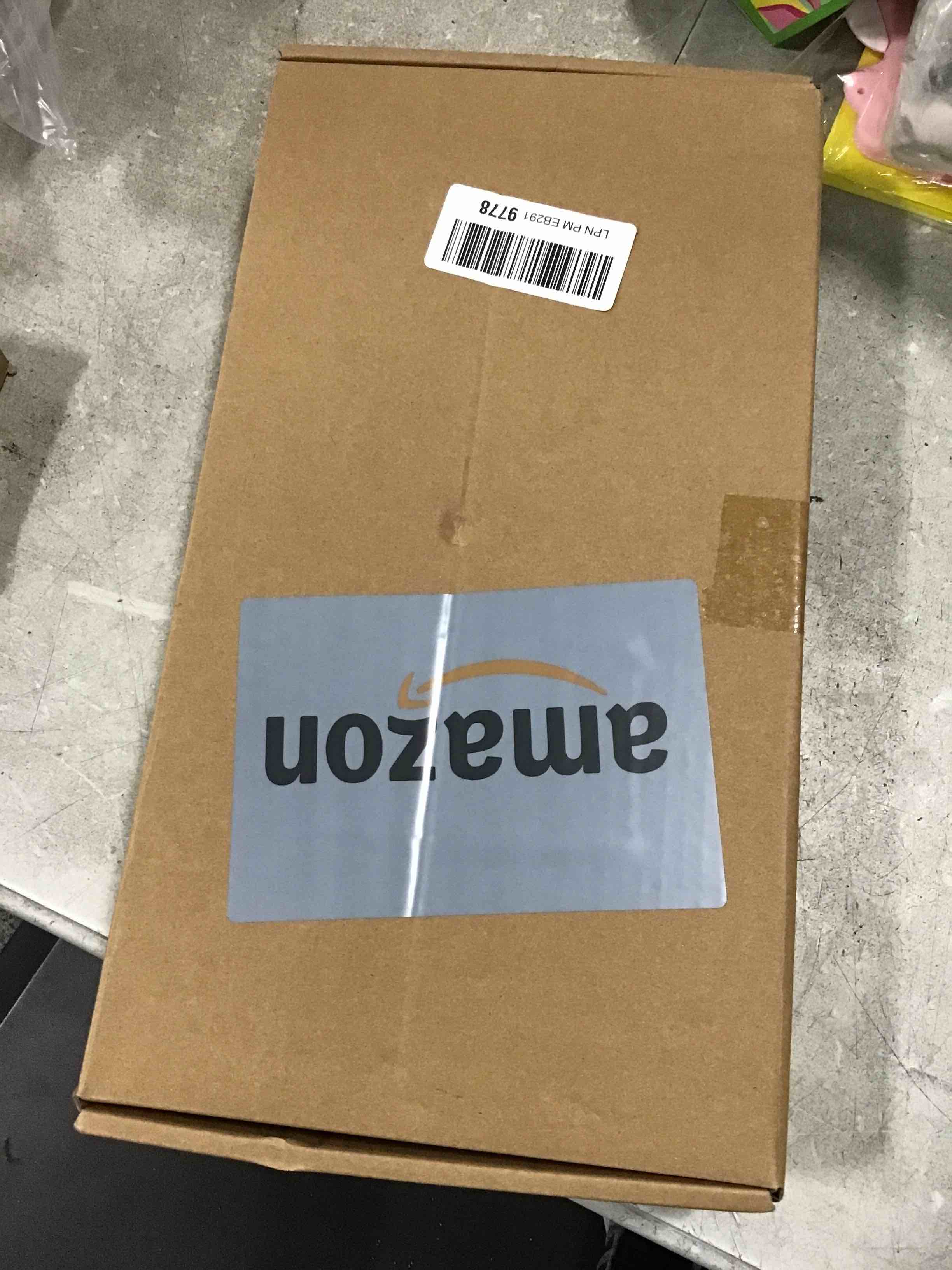 https://s3.amazonaws.com/lotting-images-prod/bidfta/GRA3520021_1748954446355.jpeg