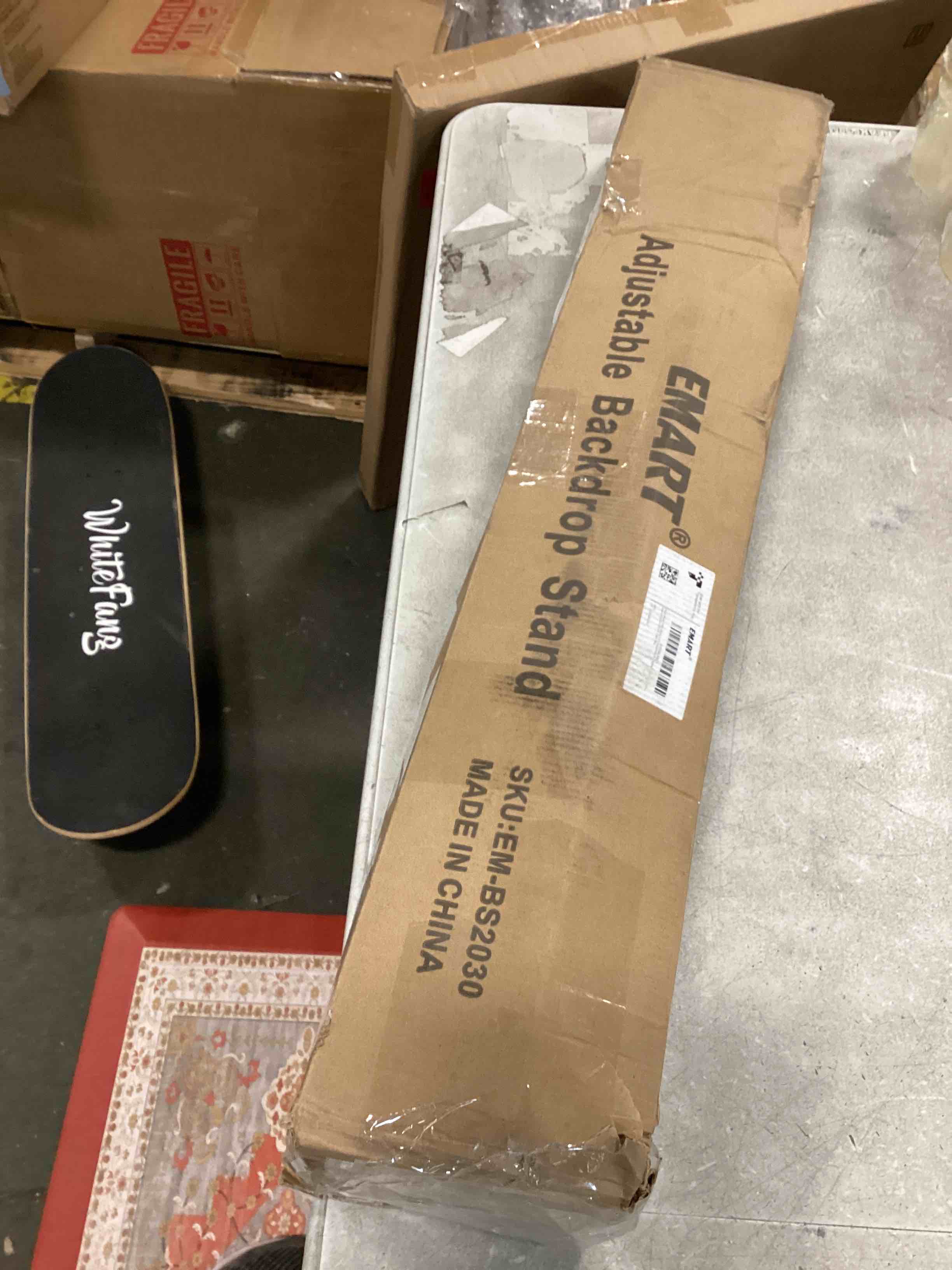 https://s3.amazonaws.com/lotting-images-prod/bidfta/GRA3520979_1749472026428.jpeg