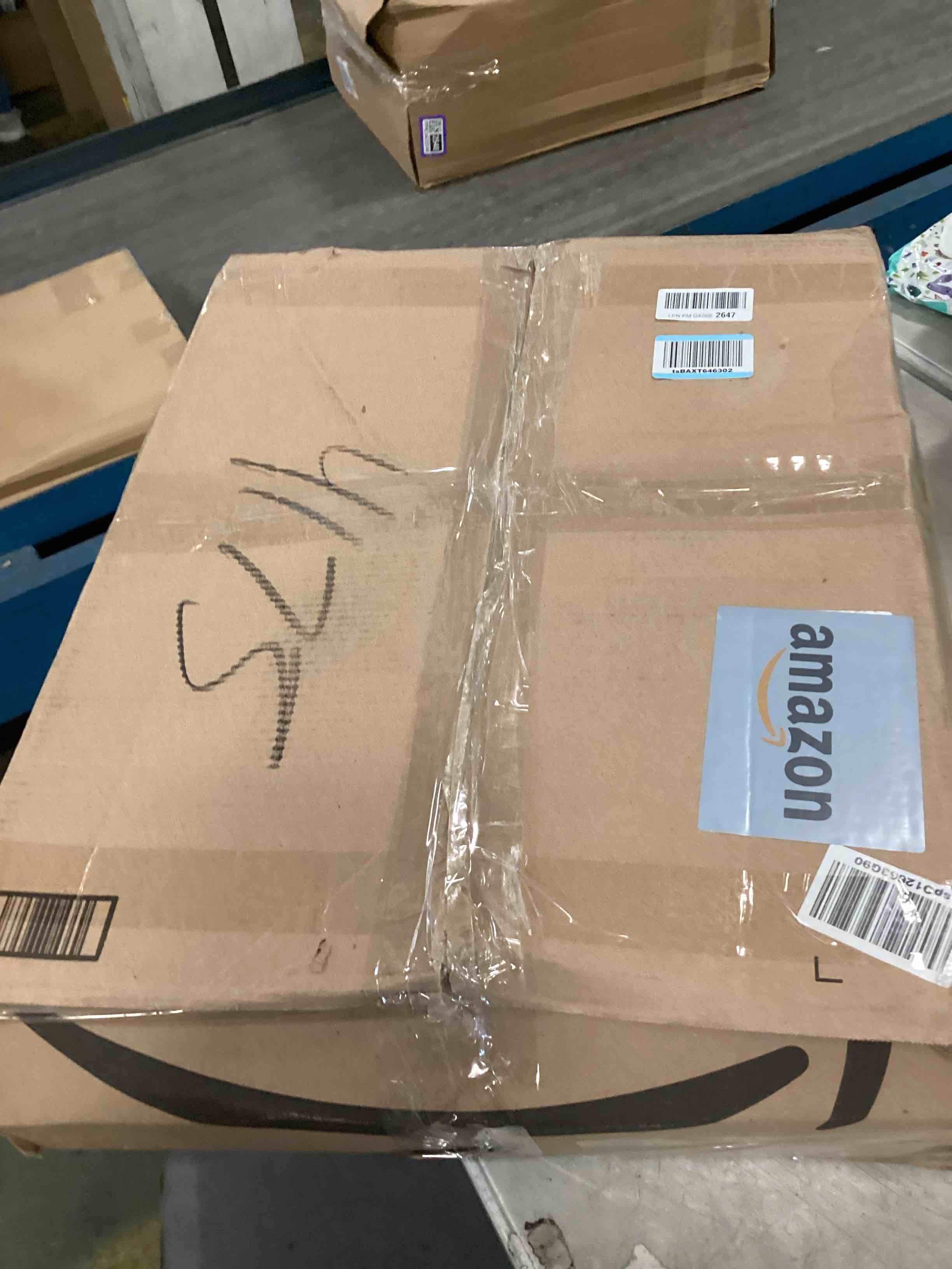 https://s3.amazonaws.com/lotting-images-prod/bidfta/GRA3521605_1749658892629.jpeg