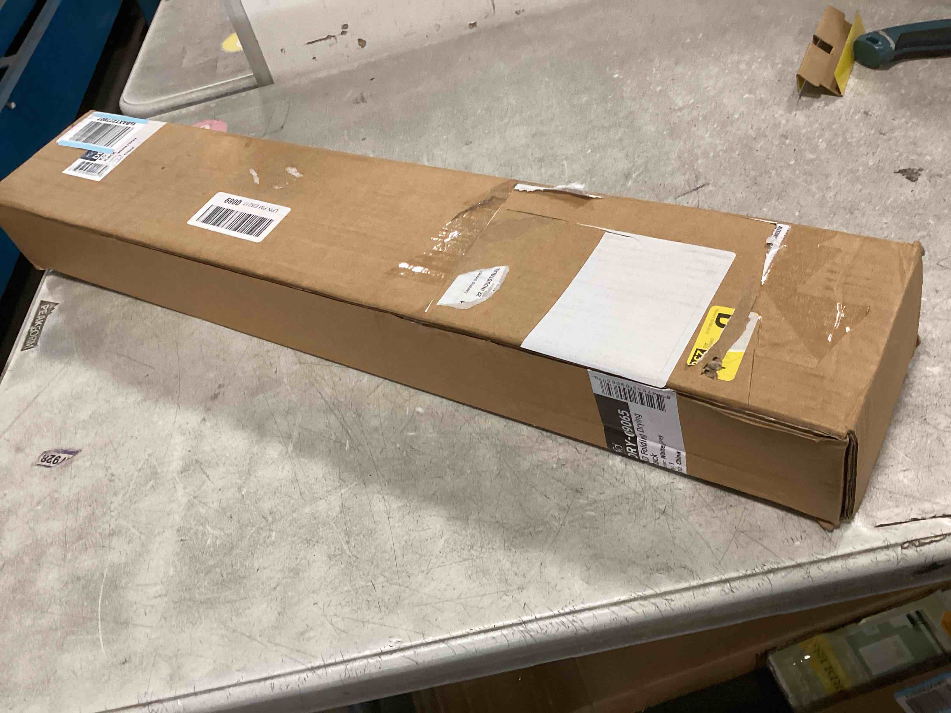 https://s3.amazonaws.com/lotting-images-prod/bidfta/GRA3521946_1749819443384.jpeg