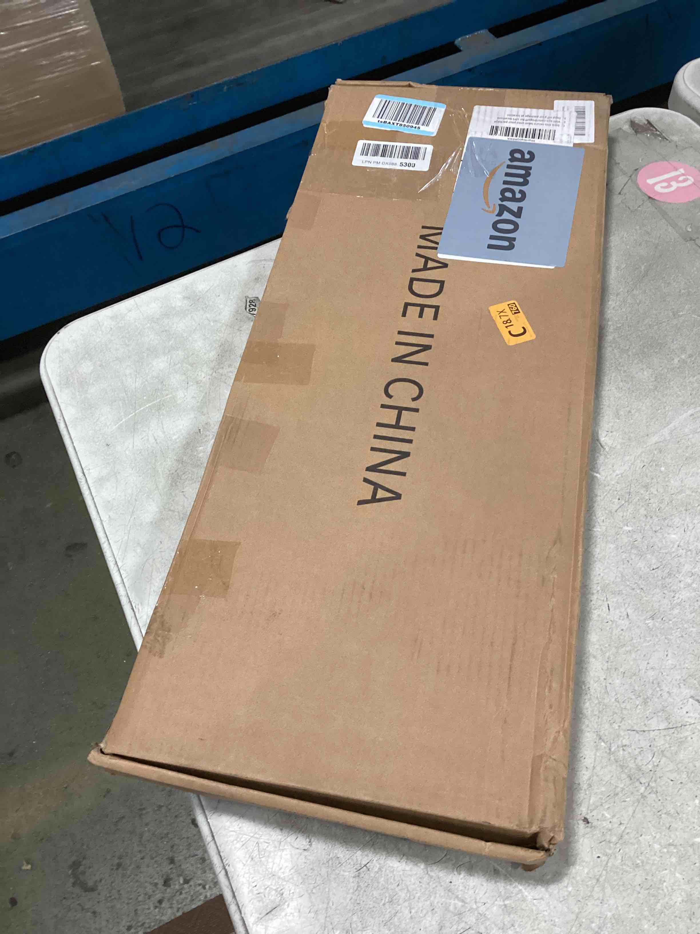 https://s3.amazonaws.com/lotting-images-prod/bidfta/GRA3522024_1749828957565.jpeg