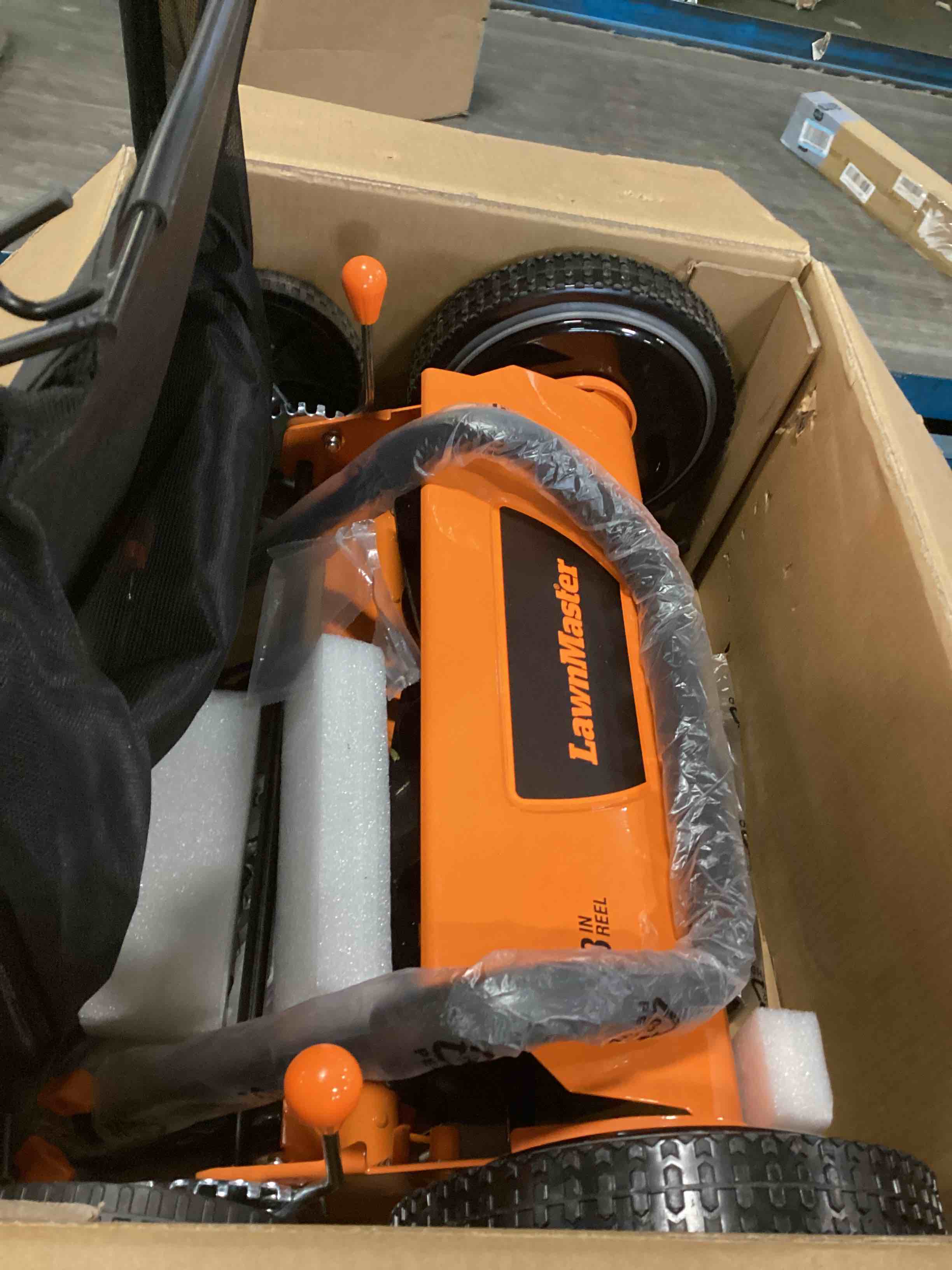 https://s3.amazonaws.com/lotting-images-prod/bidfta/GRA3522043_1749831740986.jpeg
