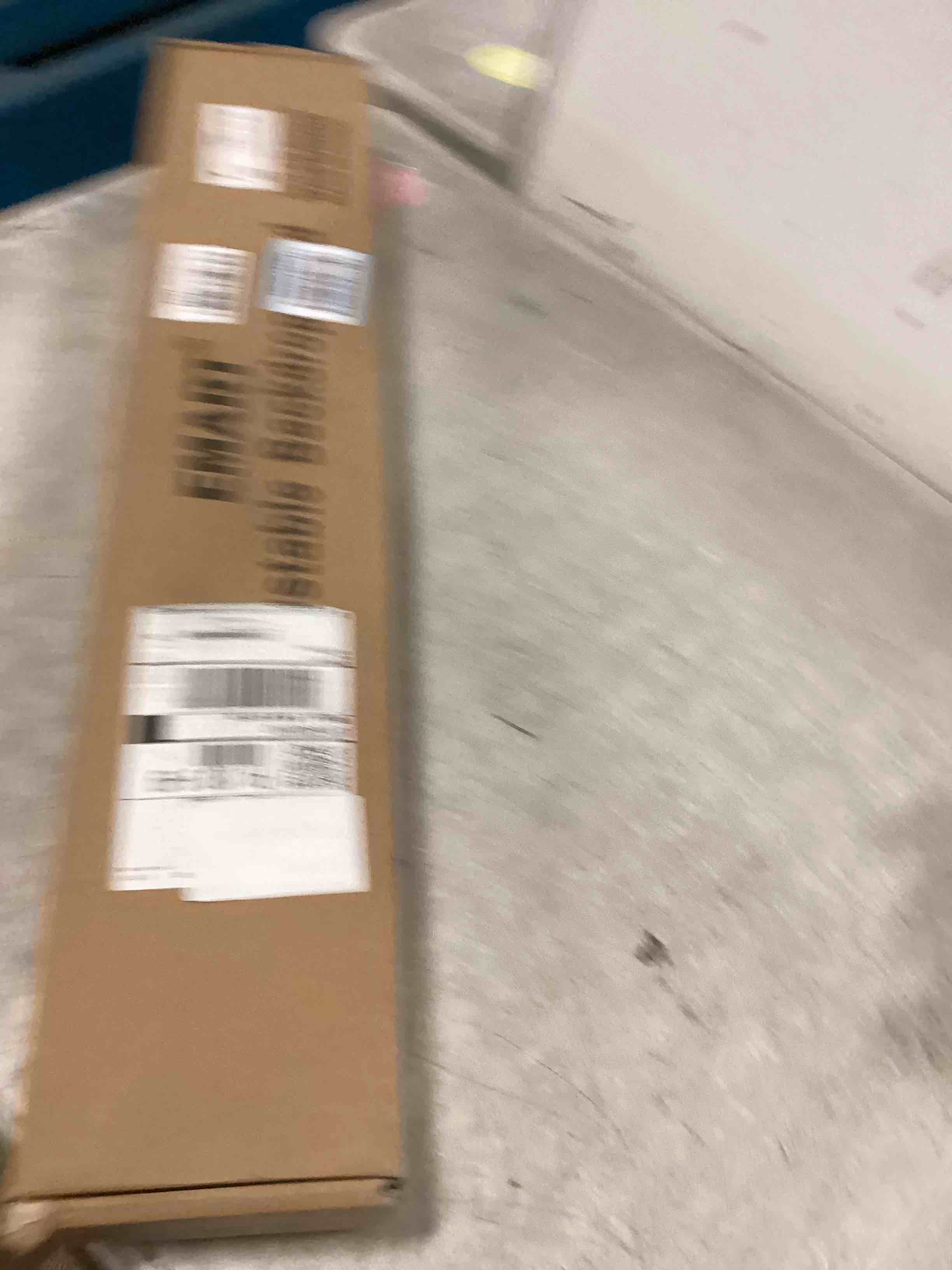 https://s3.amazonaws.com/lotting-images-prod/bidfta/GRA3522087_1749838564388.jpeg