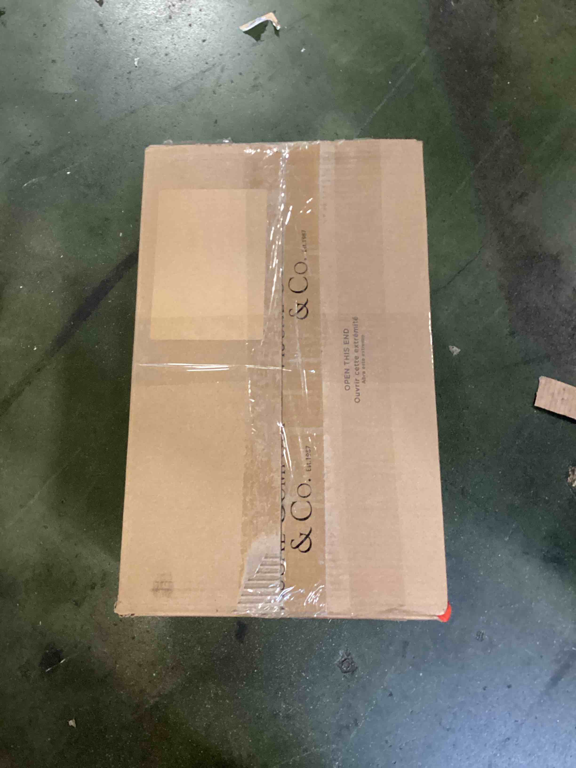 https://s3.amazonaws.com/lotting-images-prod/bidfta/GRA3522182_1750082021997.jpeg