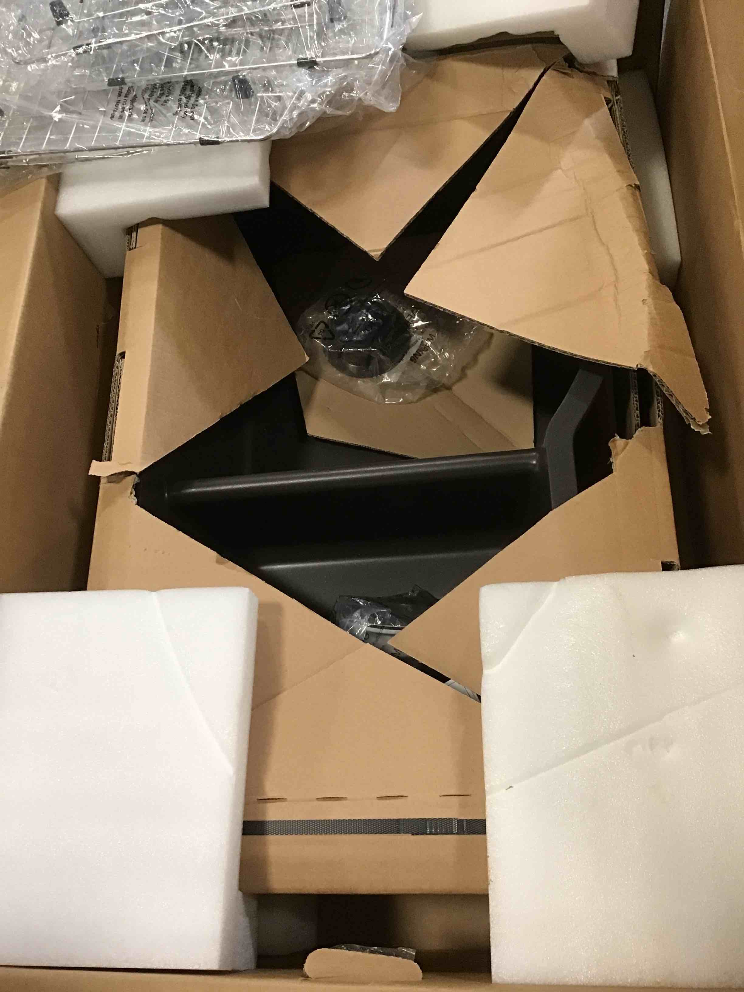 https://s3.amazonaws.com/lotting-images-prod/bidfta/GRA3522306_1750269127062.jpeg